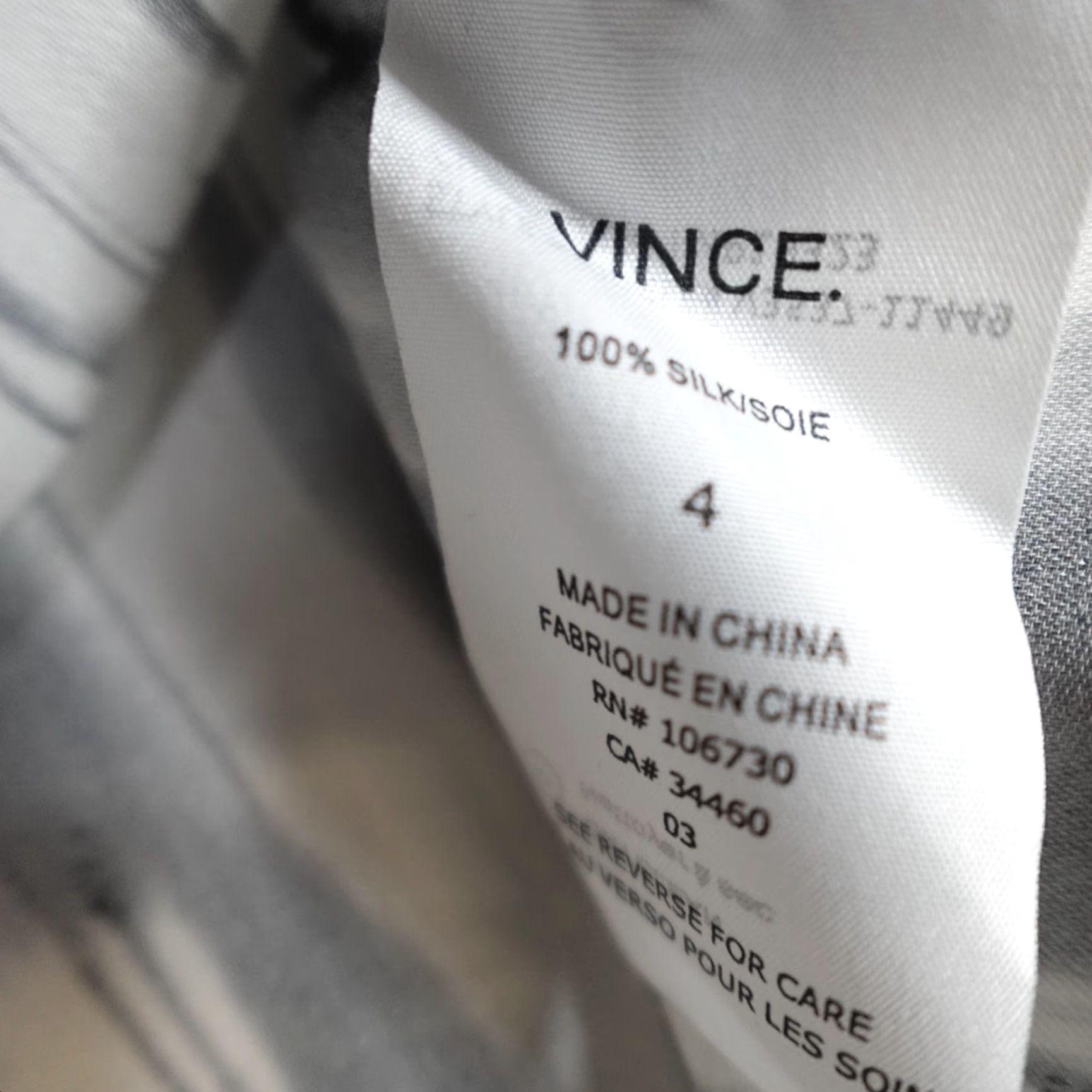 Vince Vince Shirt Blouse White M Silk 100% Abstract Band Collar Long Sleeve V-Neck Womens Shirt Size M / US 6-8 / IT 42-44 - 4 Thumbnail