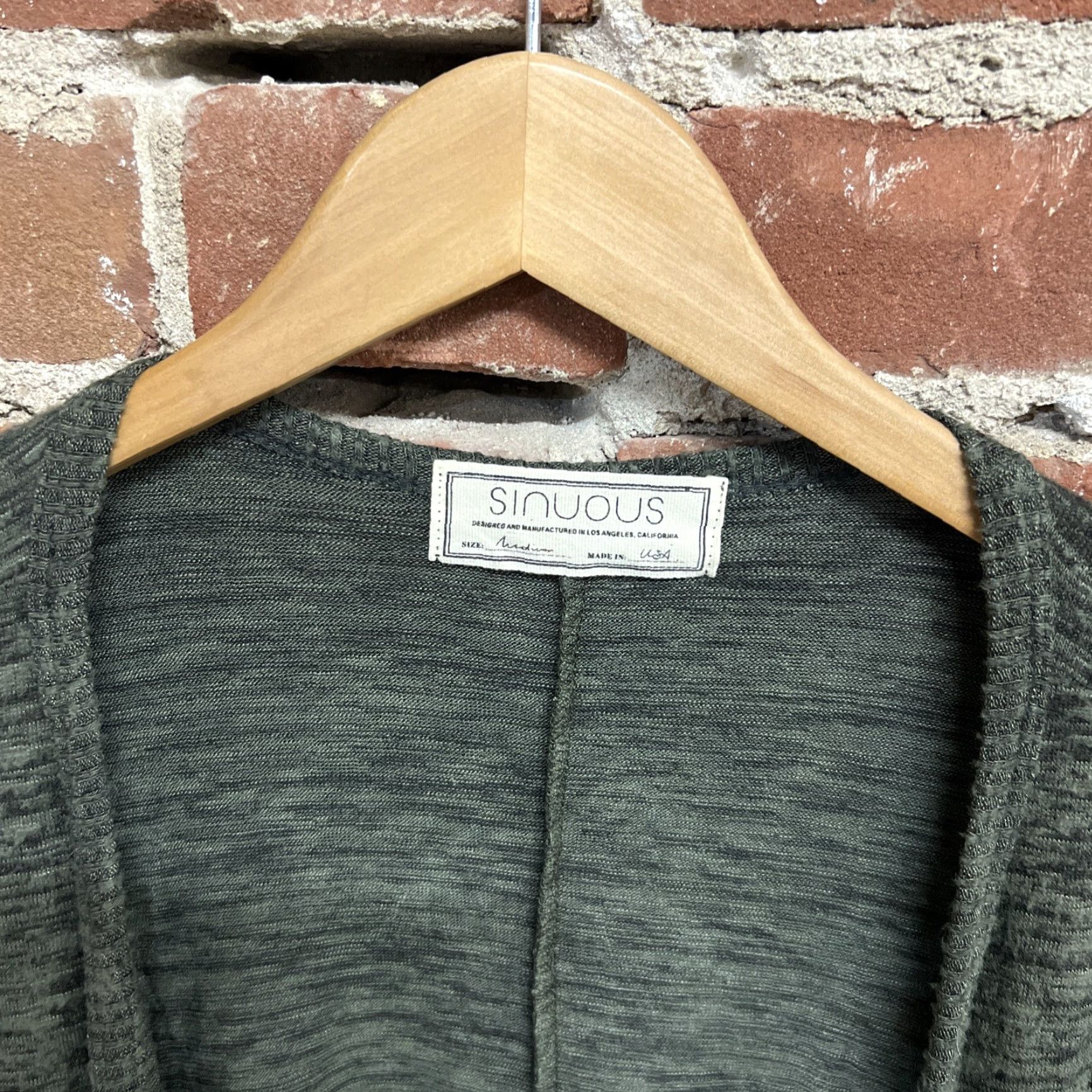Vintage Sinuous Cardigan Women Green Medium Boho Wool Rayon Sweater Fall Long Sleeve 27.75" Length Mens Womens Girls? Size M / US 6-8 / IT 42-44 - 2 Thumbnail