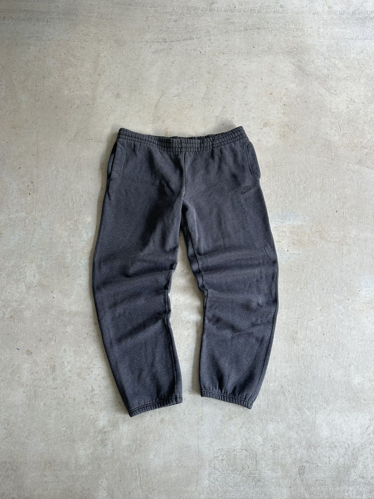 Other Vintage Nike Sweatpants Size US 34 / EU 50 - 1 Thumbnail