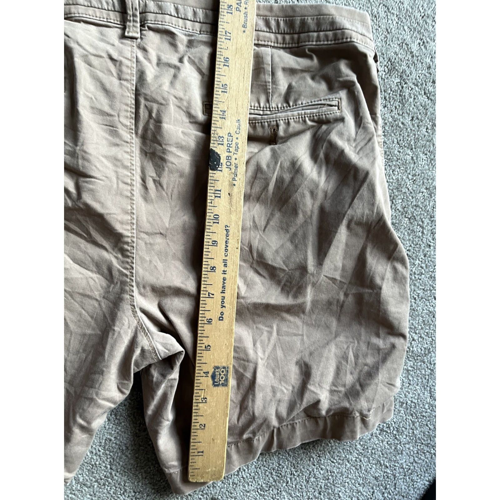 Express EXPRESS Slim Above The Knee Beige Chino Shorts Size 36 Men Regular Beige Slim Chino Shorts 36 Express Size US 36 / EU 52 - 4 Thumbnail