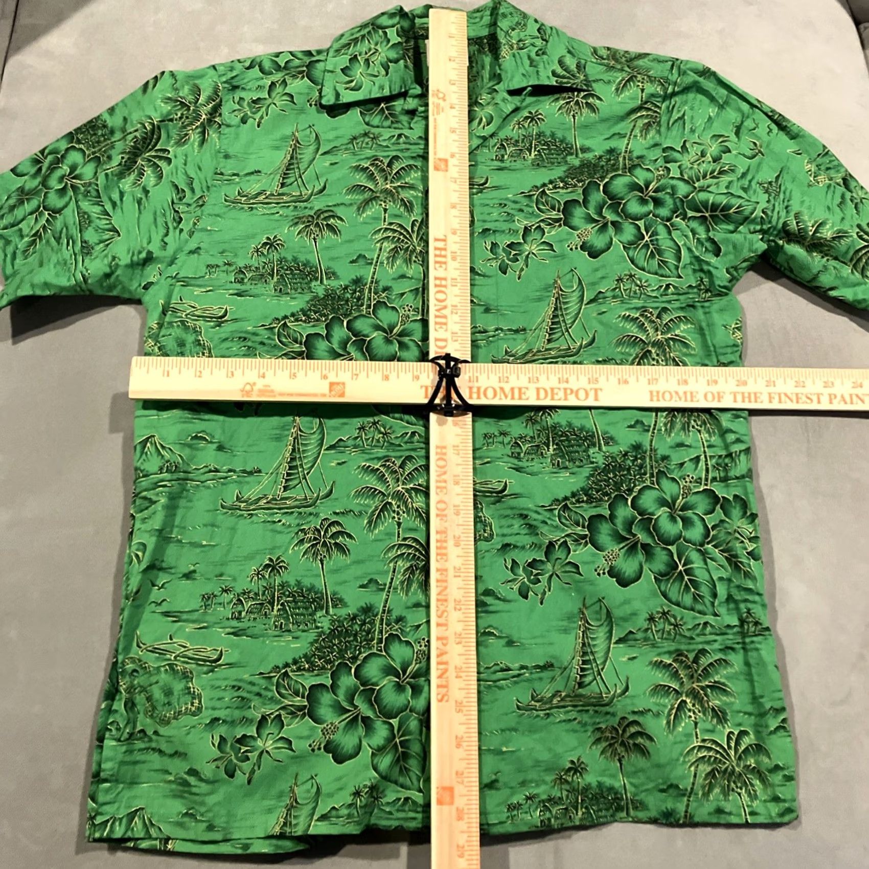 Vivobarefoot VINTAGE GO BAREFOOT Green Hawaiian Shirt Made In USA Men's Size Small Size US S / EU 44-46 / 1 - 4 Thumbnail