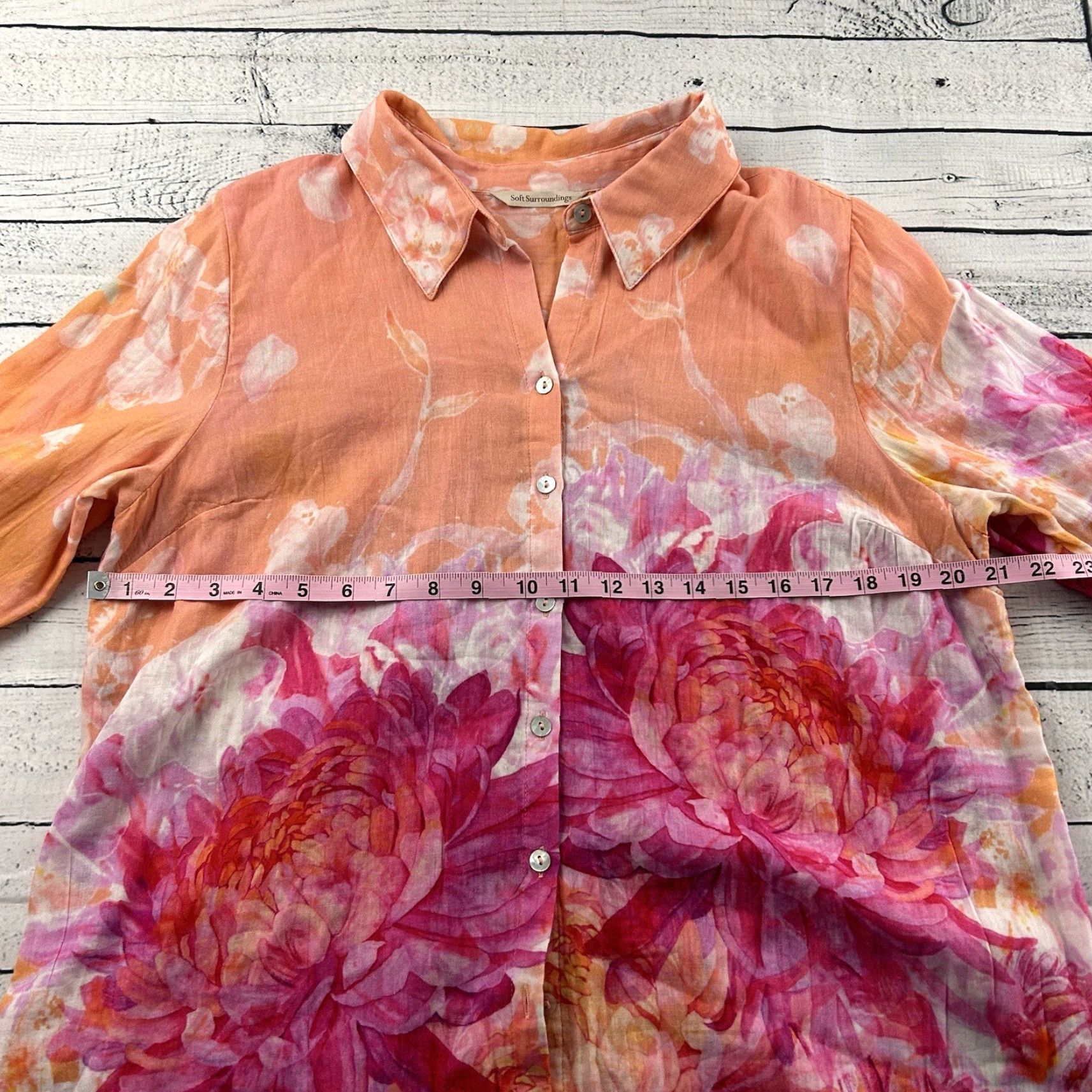 Soft Surroundings Soft Surroundings Orange Long Sleeve Sheer Back Floral Shirt Women's Large L Orange Sheer Floral Shirt Womens Large Size L / US 10 / IT 46 - 4 Thumbnail