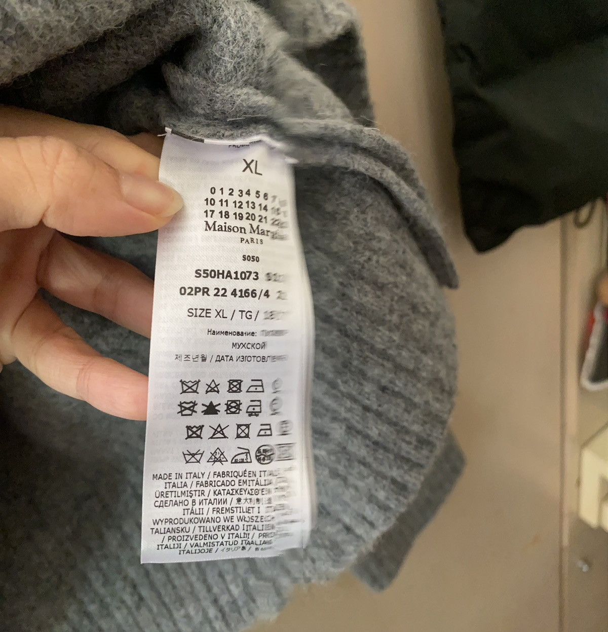 John Galliano [80% OFF SALE] Maison Margiela v-neck grey sweater Size US XL / EU 56 / 4 - 7 Thumbnail