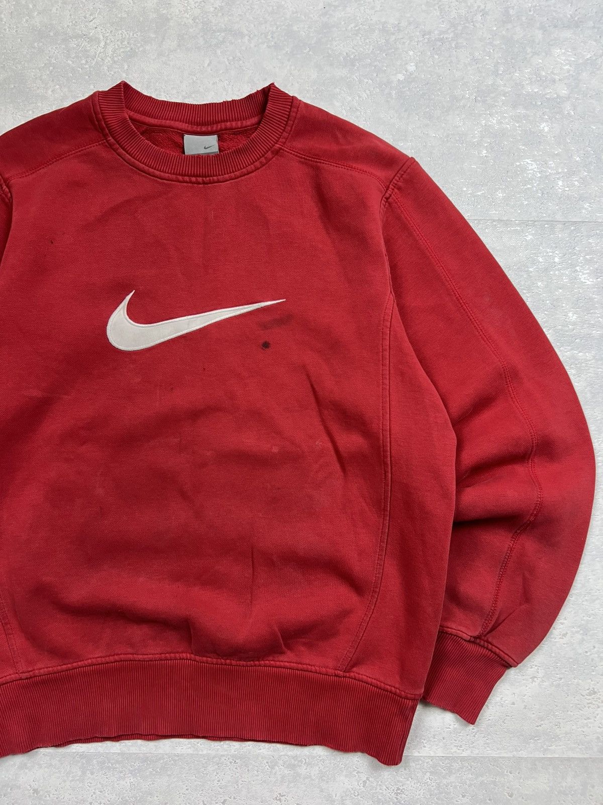 Nike 90s Nike Big Central Swoosh Vintage Y2K Trashed Sweatshirt Size US S / EU 44-46 / 1 - 3 Thumbnail