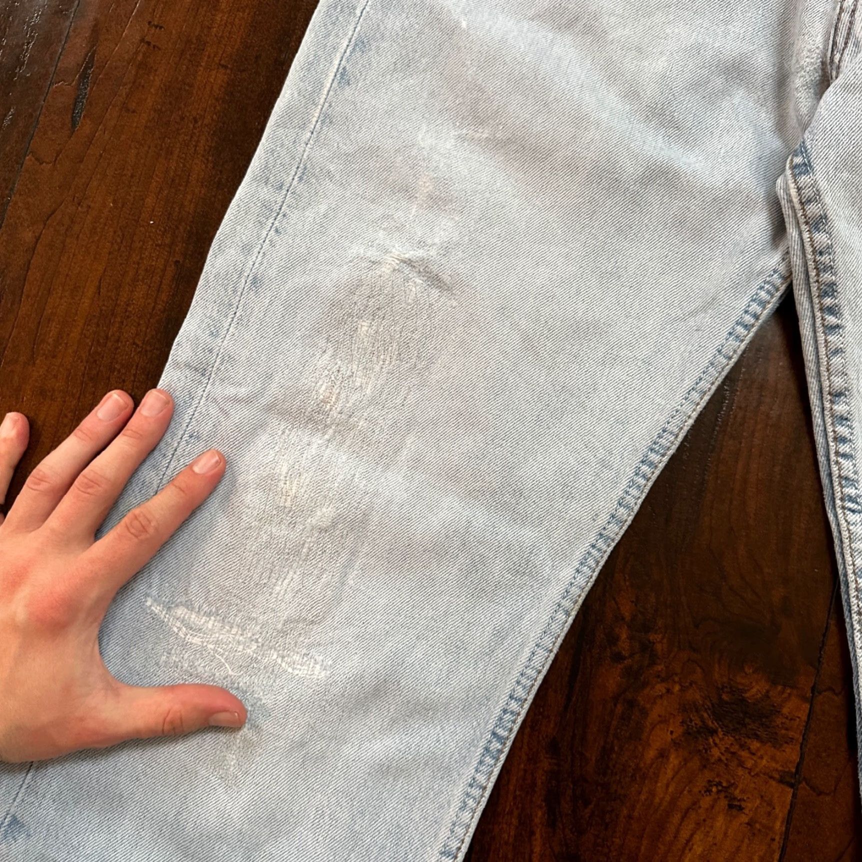 Levi's VTG Levi's 501 Jeans Button Fly 31x32 Light Wash 90s Blue Denim Men Jeans Mens yaş? Cannot include. Size US 31 - 4 Thumbnail