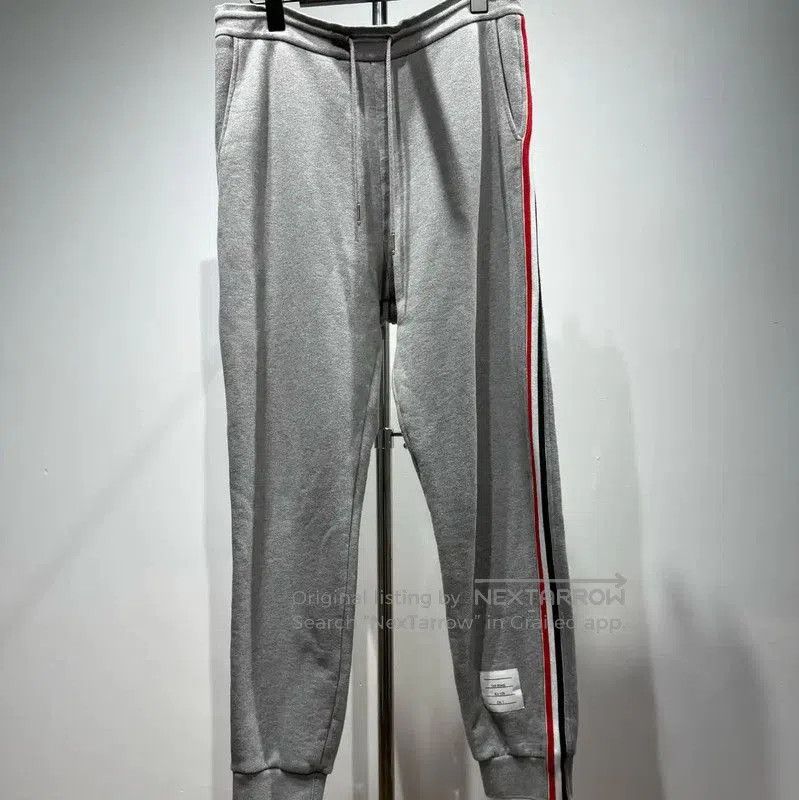 Thom Browne Thom Browne Gray Casual Pants for Men . Size US 27 - 1 Thumbnail