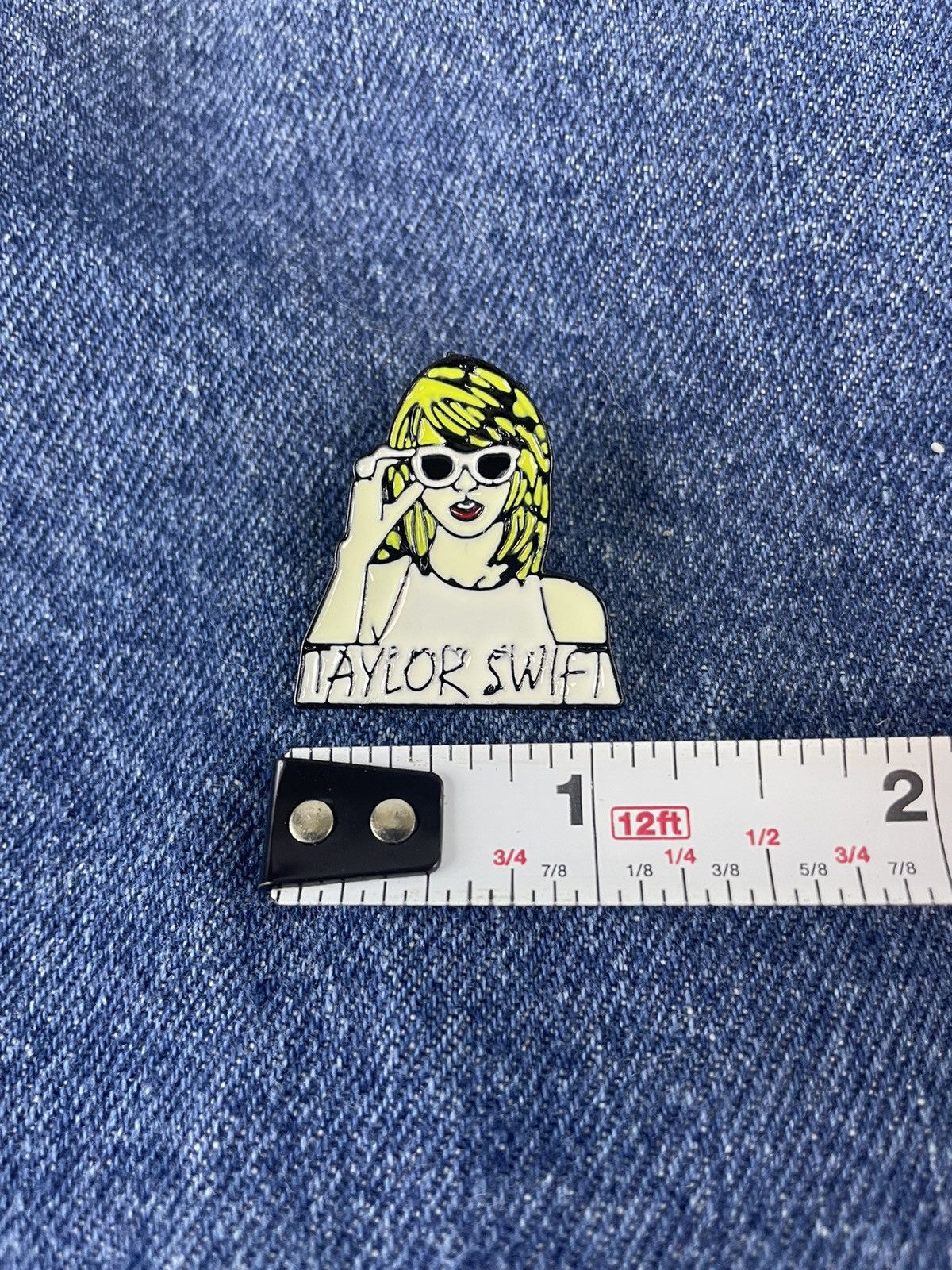 Other Taylor Swift Enamel Pin Size ONE SIZE - 3 Thumbnail