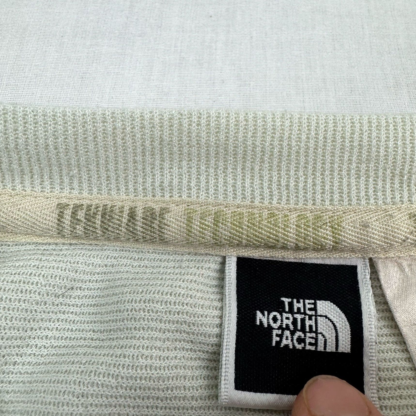 The North Face VINTAGE The North Face Sweatshirt Adult XL Long Sleeve Hiking Outdoor Ivory Mens Size US XL / EU 56 / 4 - 6 Thumbnail
