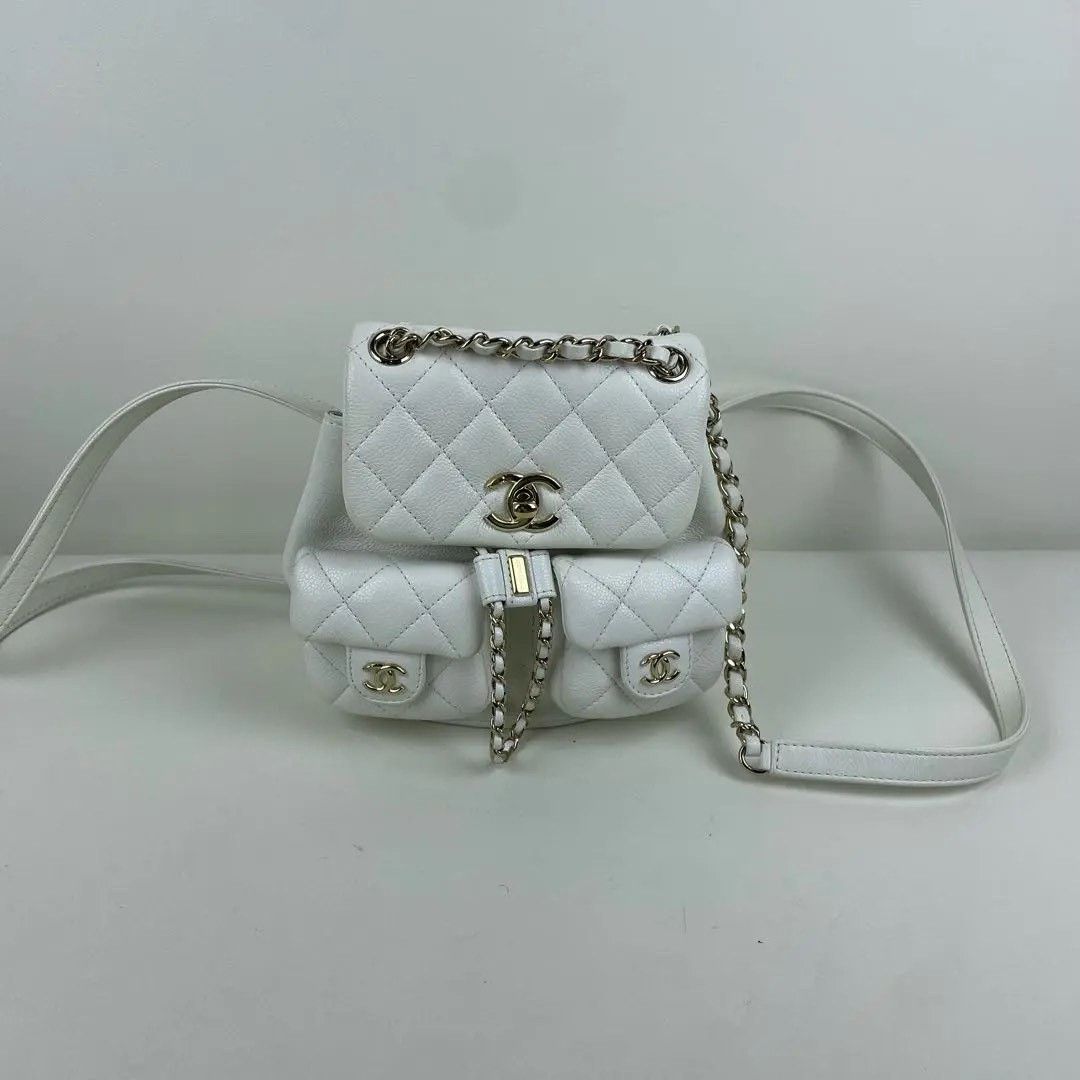 Chanel Pre-loved Bag Very good condition Size ONE SIZE - 1 Thumbnail