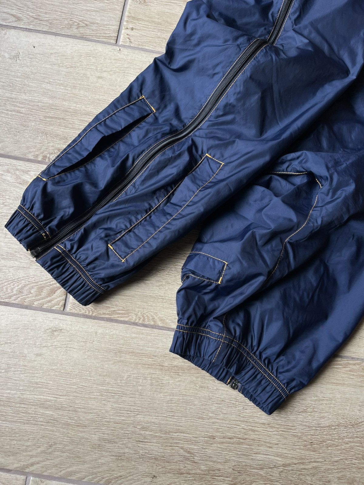 Nike Rick Owens Style Vintage Nike Nylon Pants Avangard Size S Size US 30 / EU 46 - 6 Thumbnail