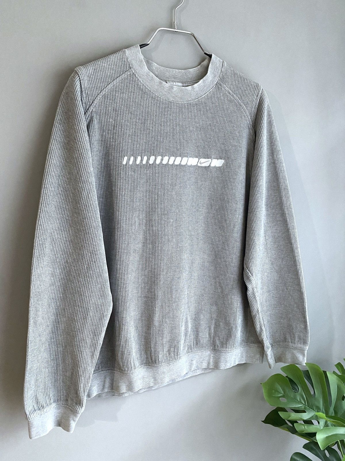 Nike × Vintage Nike Y2K Vintage Men's Grey Sweatshirts, Size L Size US L / EU 52-54 / 3 - 2 Thumbnail