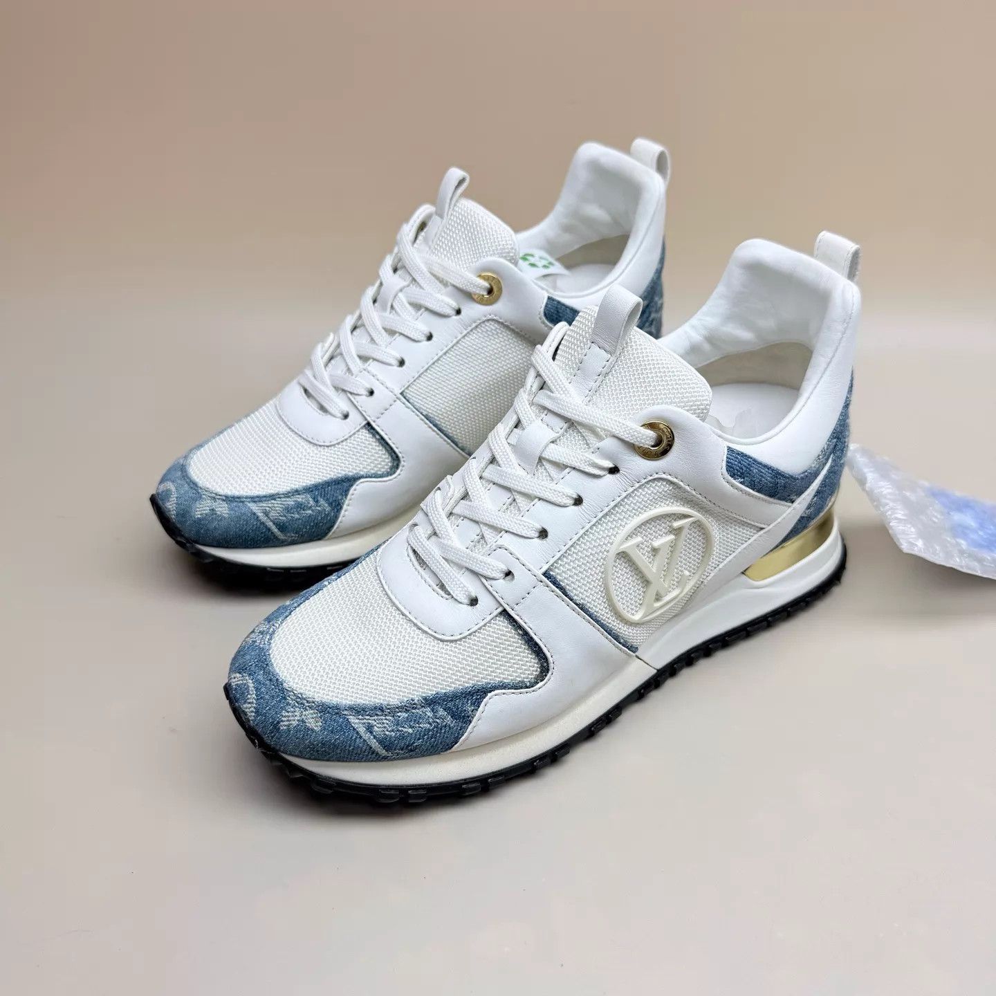 Louis Vuitton LV White/Blue Denim All-Over Print Sneakers EU35.5 99 New Size US 5 / IT 35 - 1 Thumbnail
