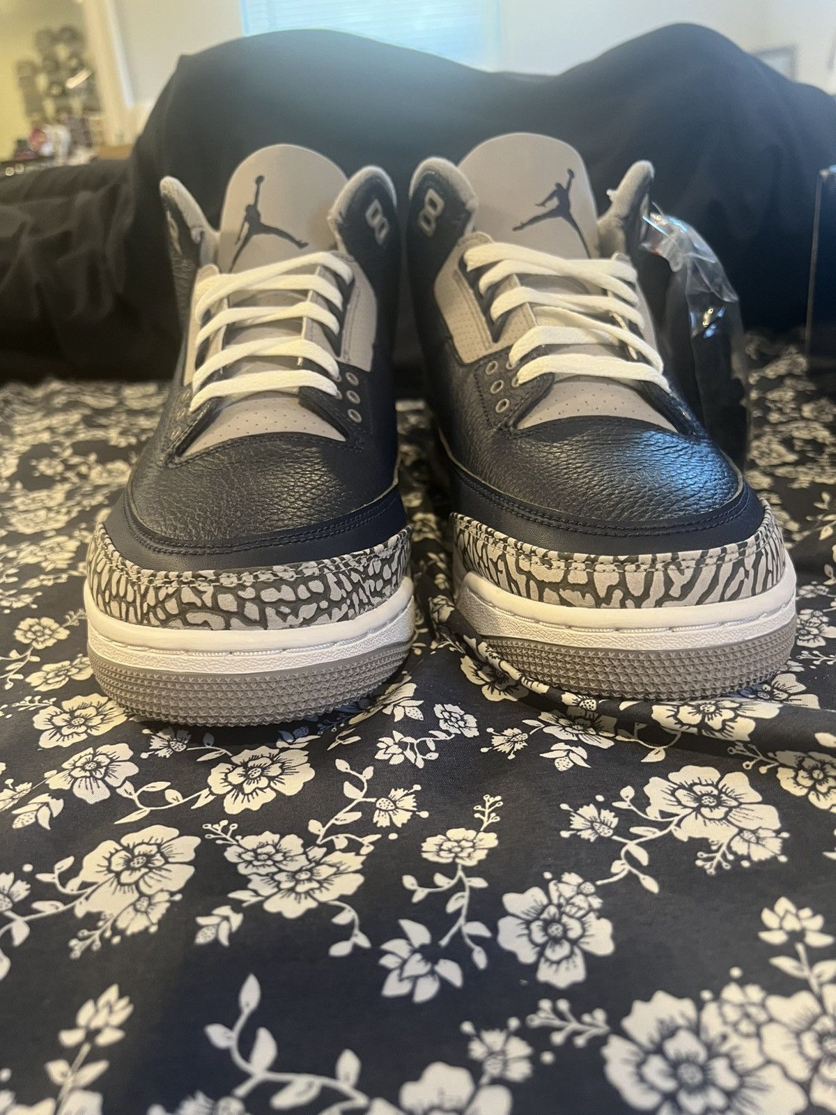 Nike Jordan 3 Retro Georgetown Size US 11.5 / EU 44-45 - 3 Thumbnail