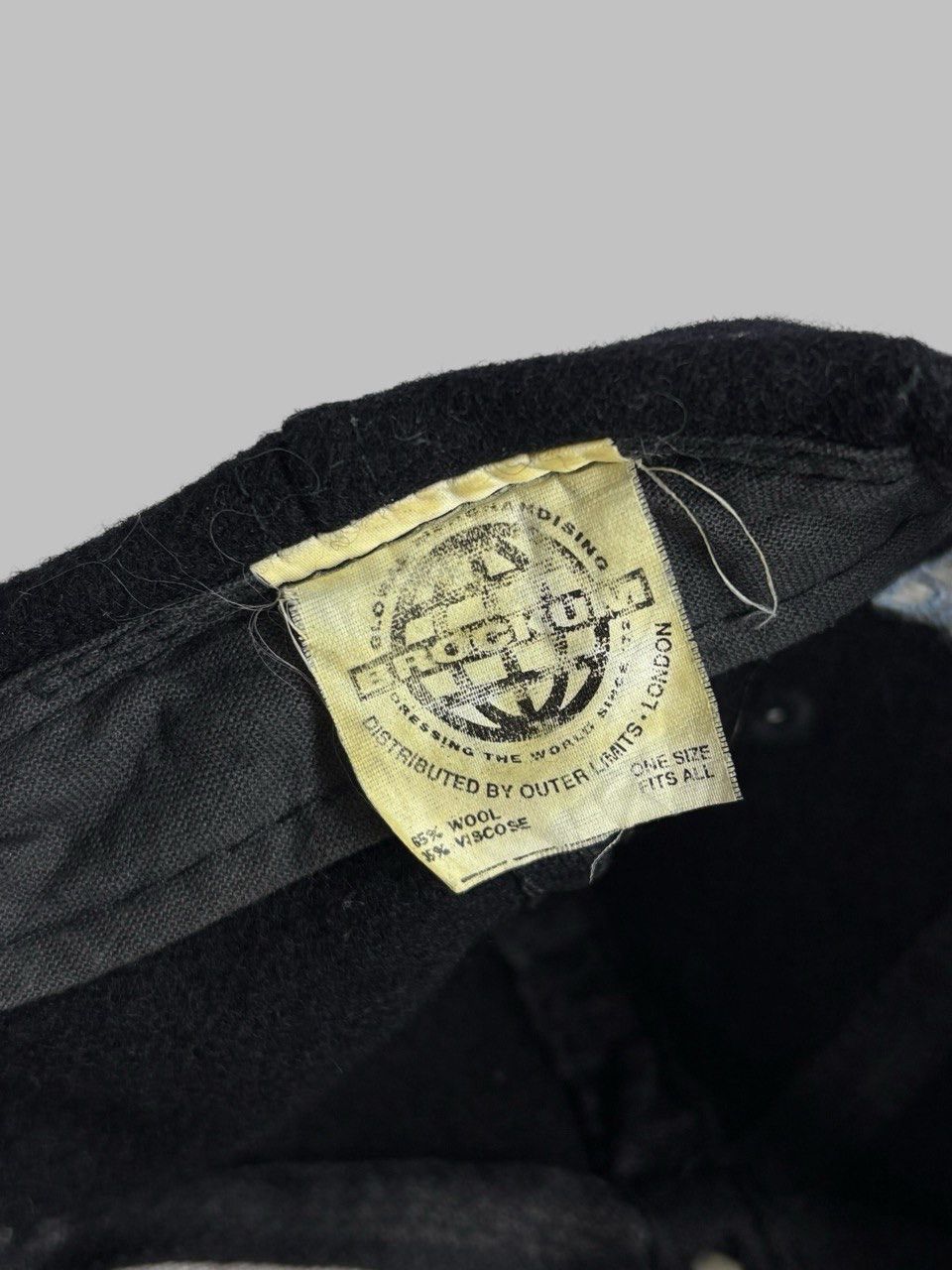 Brockum Pink Floyd 1994 Division Bell Brockum Tour Vintage Wool Cap Size ONE SIZE - 13 Thumbnail
