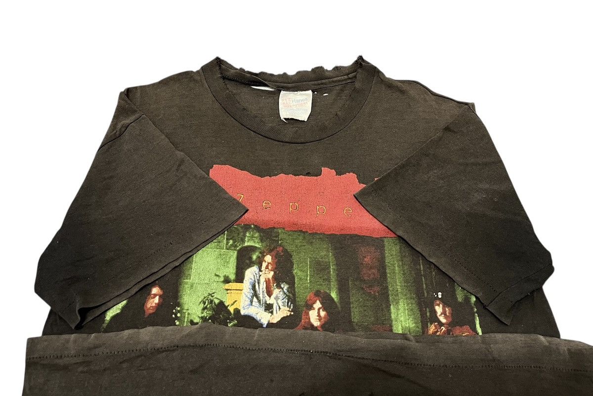 Vintage Vintage 90s Led Zeppelin Sun Faded Distressed Thrashed Tee Size US M / EU 48-50 / 2 - 4 Thumbnail