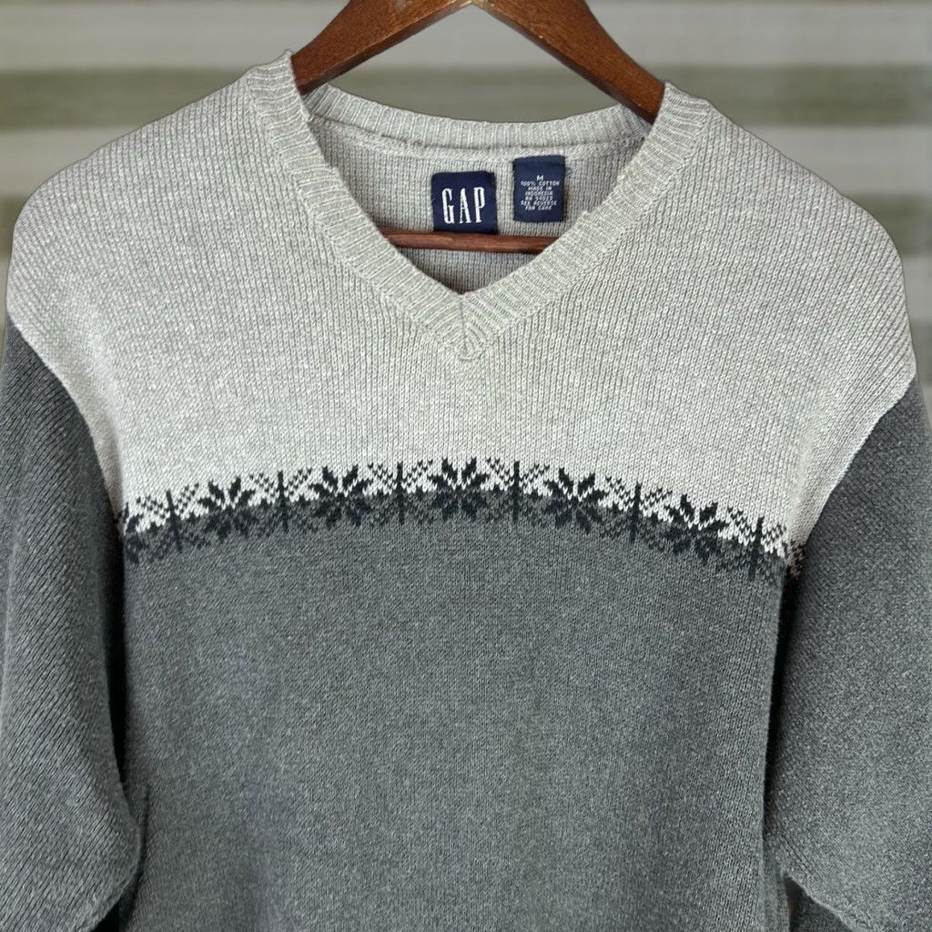 Gap Gap Sweater V-Neck Pullover Long Sleeve Gray Medium Men Regular Knit Cotton Lightweight Breathing Pattern Striped Logo Size US M / EU 48-50 / 2 - 1 Thumbnail