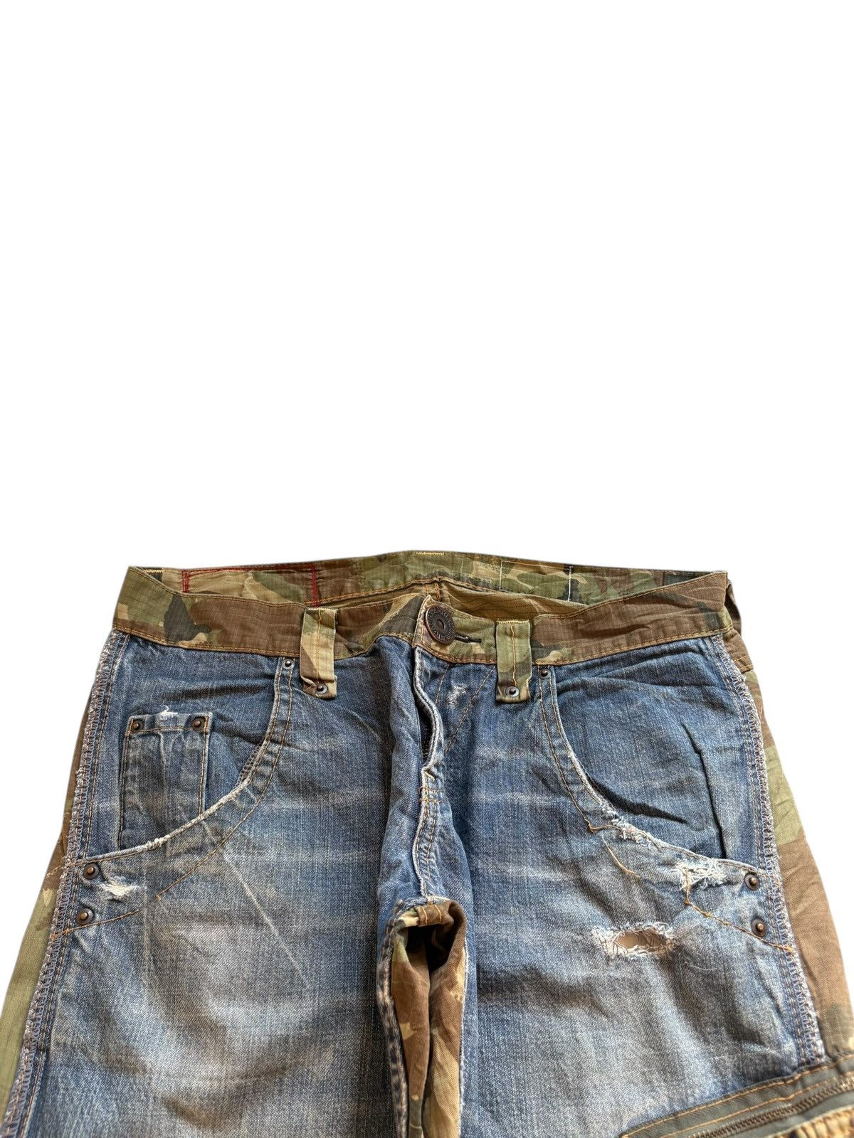 Japanese Brand Vintage Japanese Brand Hybrid Cargo Mud Wash Distressed Jean Size US 30 / EU 46 - 4 Thumbnail