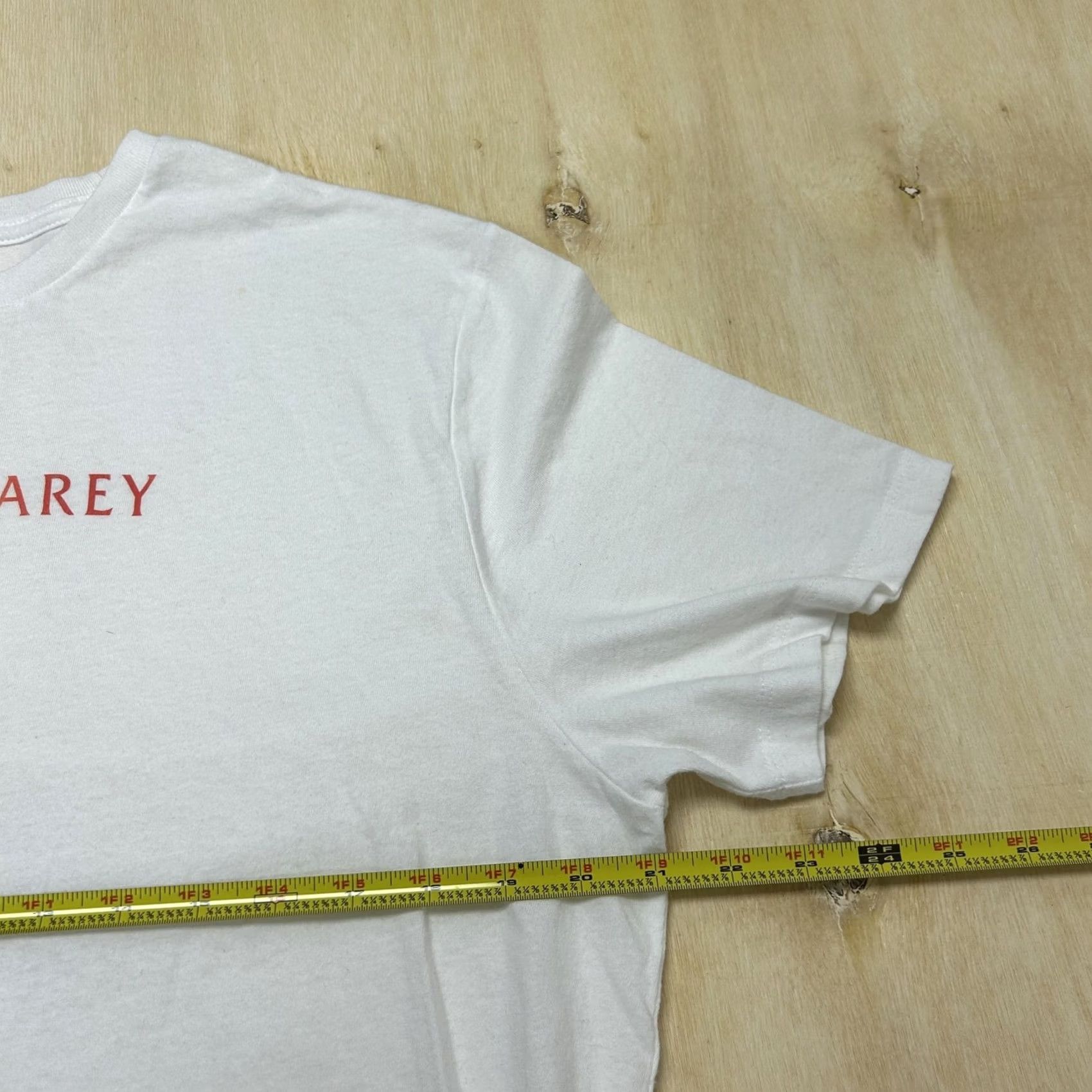 Old Navy Mariah Carey Mens Large White Christmas Graphic Shirt Old Navy Size US L / EU 52-54 / 3 - 6 Thumbnail