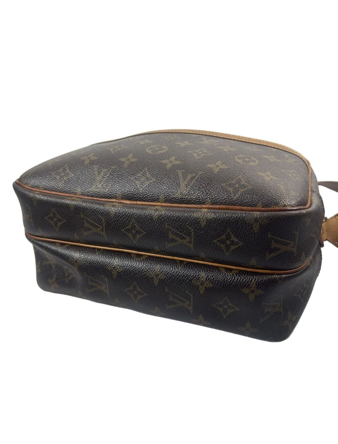 Louis Vuitton Louis Vuitton Monogram Crossbody Bag Size ONE SIZE - 3 Thumbnail
