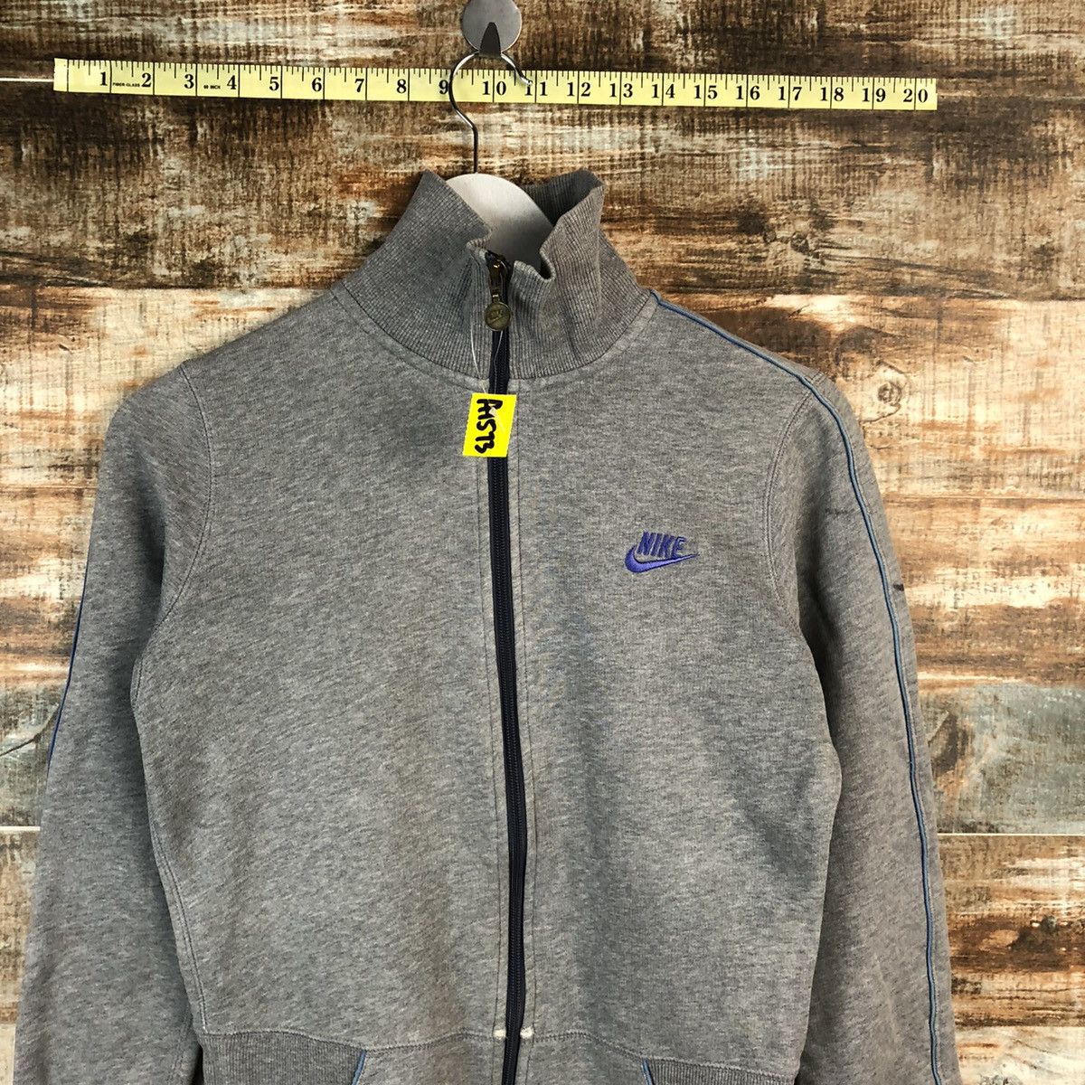 Nike Nike vintage sportwear Grey sweater Sweatshirt #A1573 Size S / US 4 / IT 40 - 5 Thumbnail