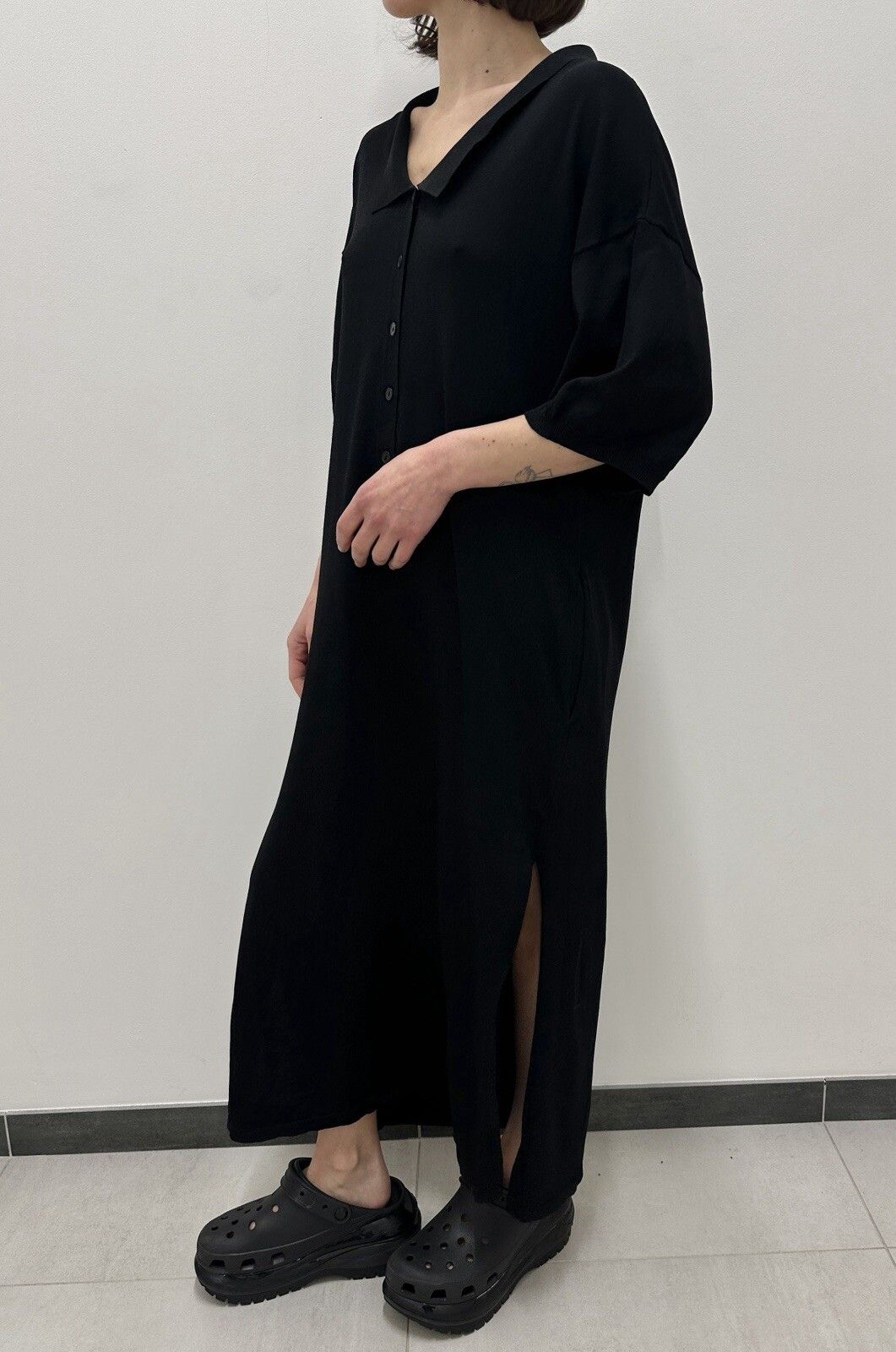Toteme Toteme Belize Jersey Midi Knit Collared Rayon Dress Black Size S / US 4 / IT 40 - 21 Thumbnail
