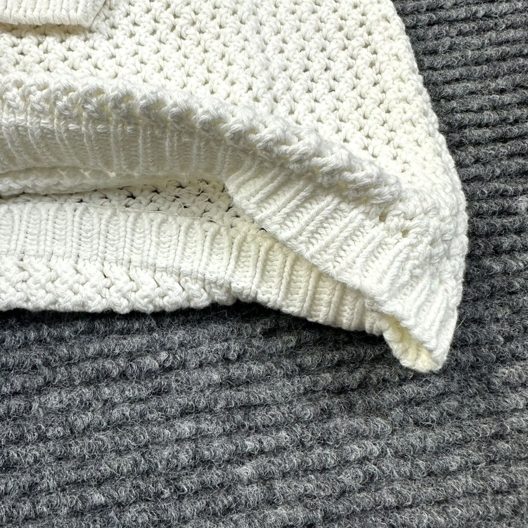 Van Heusen VINTAGE Van Heusen Sweater Shirt Womens M White 90s Open Knit Pullover 100% Cotton Knit Wool/Stretch Size M / US 6-8 / IT 42-44 - 6 Thumbnail