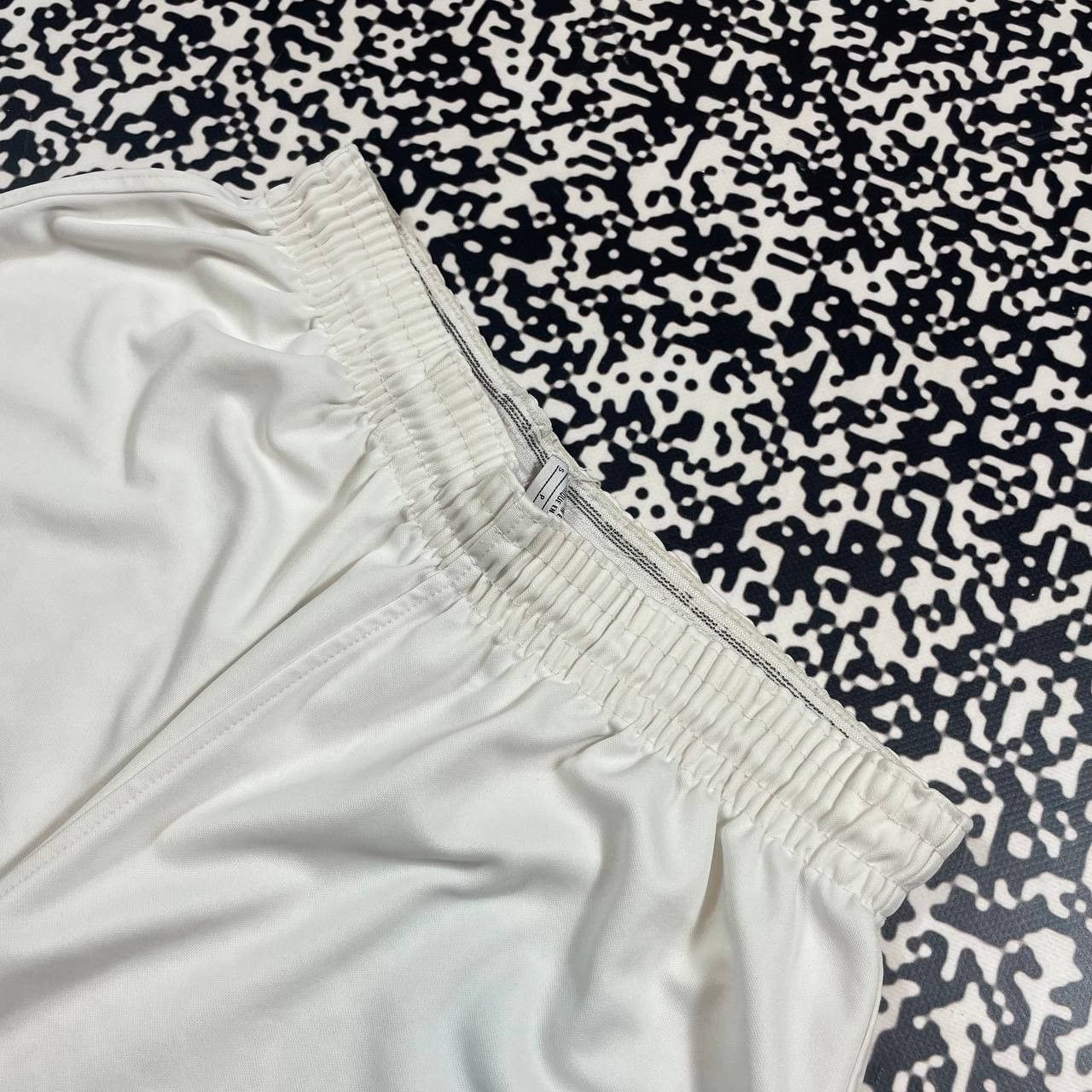 Nike Vintage Y2K Nike Swoosh Logo Sport Retro Shorts 90s Style Size US 30 / EU 46 - 6 Thumbnail