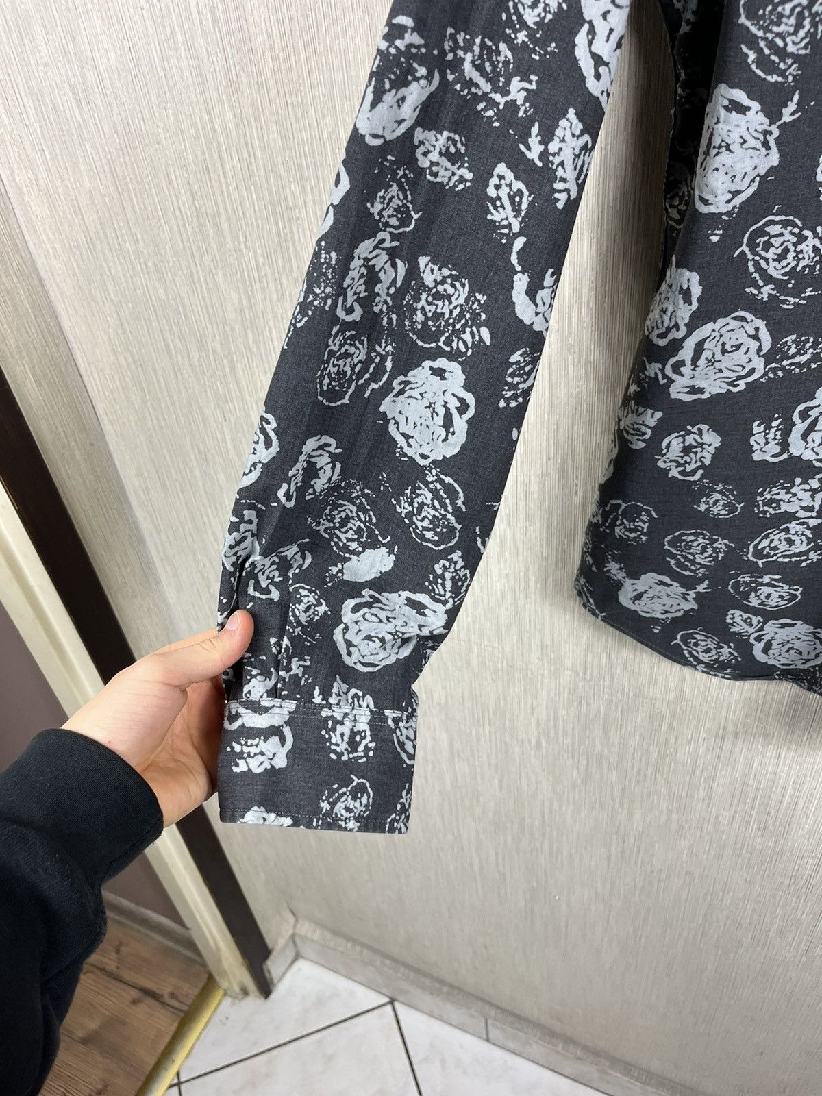 Diesel × Vintage Vintage archive Diesel Industries roses full print y2k shirt Size US L / EU 52-54 / 3 - 13 Thumbnail