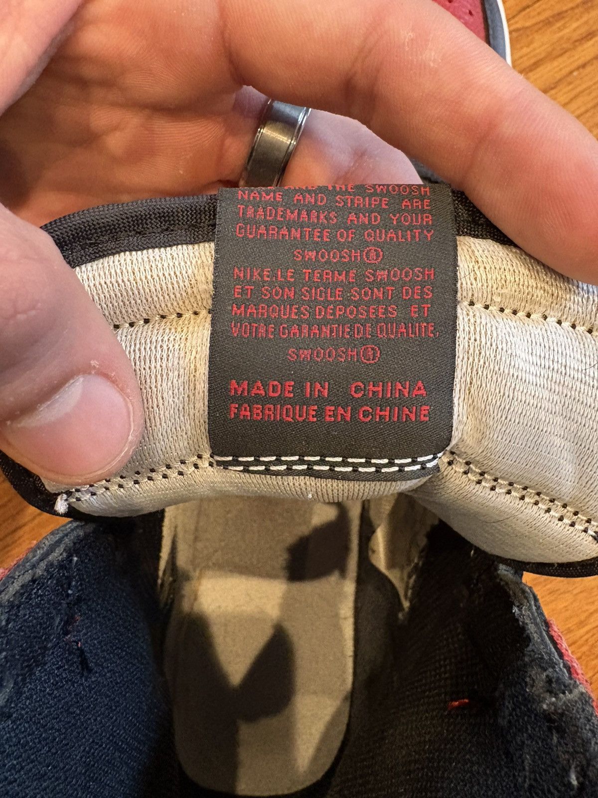 Nike Jordan 1 Banned/Bred 2016 Size US 12 / EU 45 - 17 Thumbnail