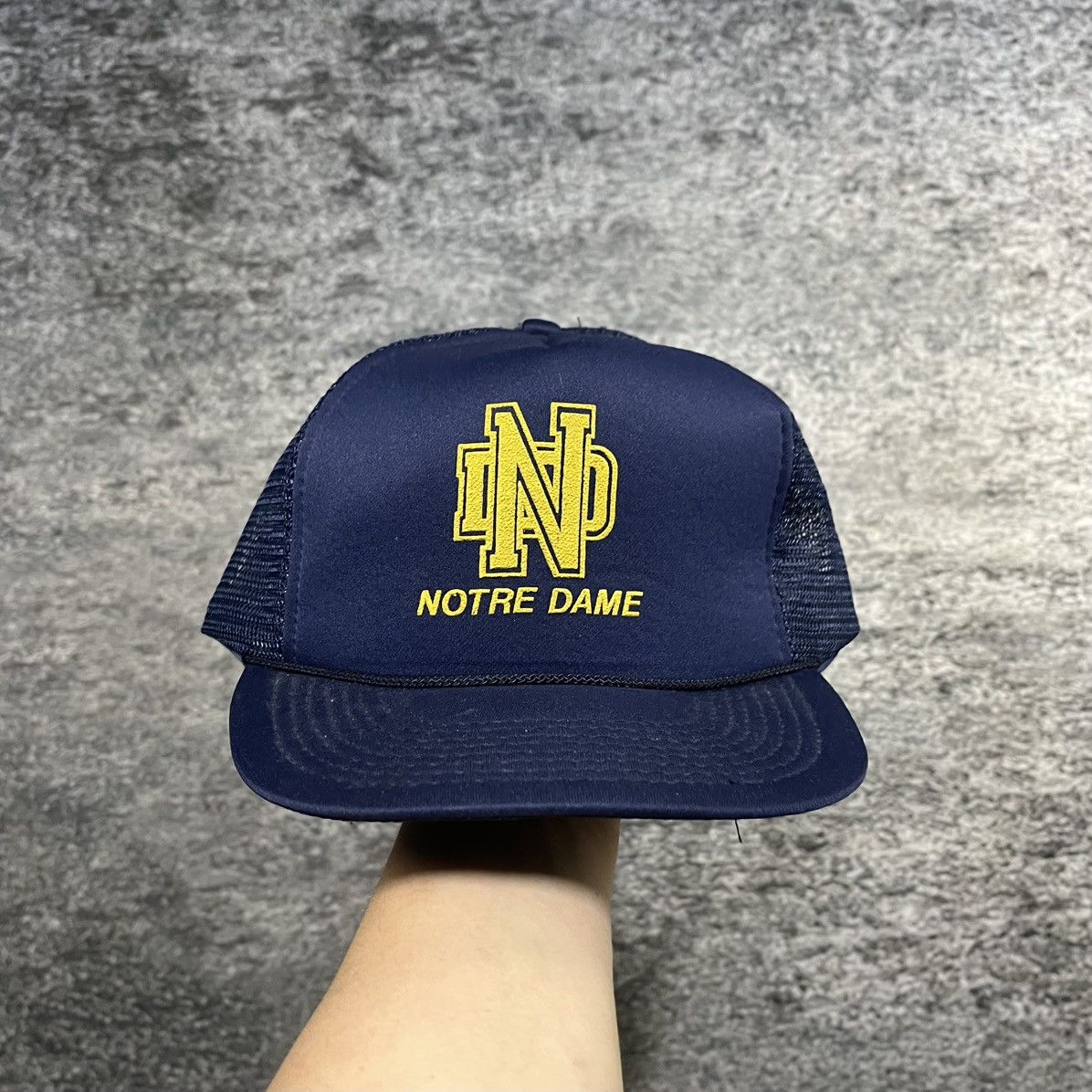 Vintage Vintage 90s Notre Dame Fighting Irish Snapback Trucker Hat Size ONE SIZE - 1 Thumbnail
