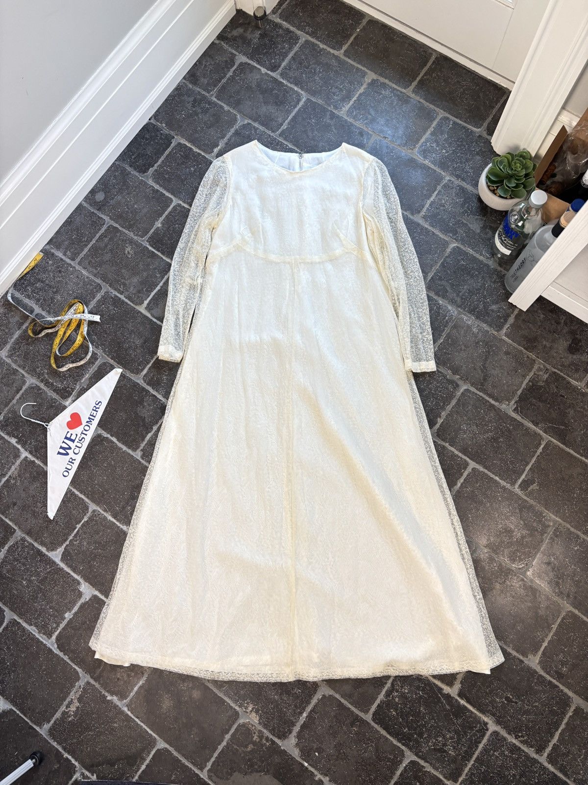 Vintage 1960s Lace Wedding Dress True Vintage Bridal Floor Length Size L / US 10 / IT 46 - 4 Thumbnail