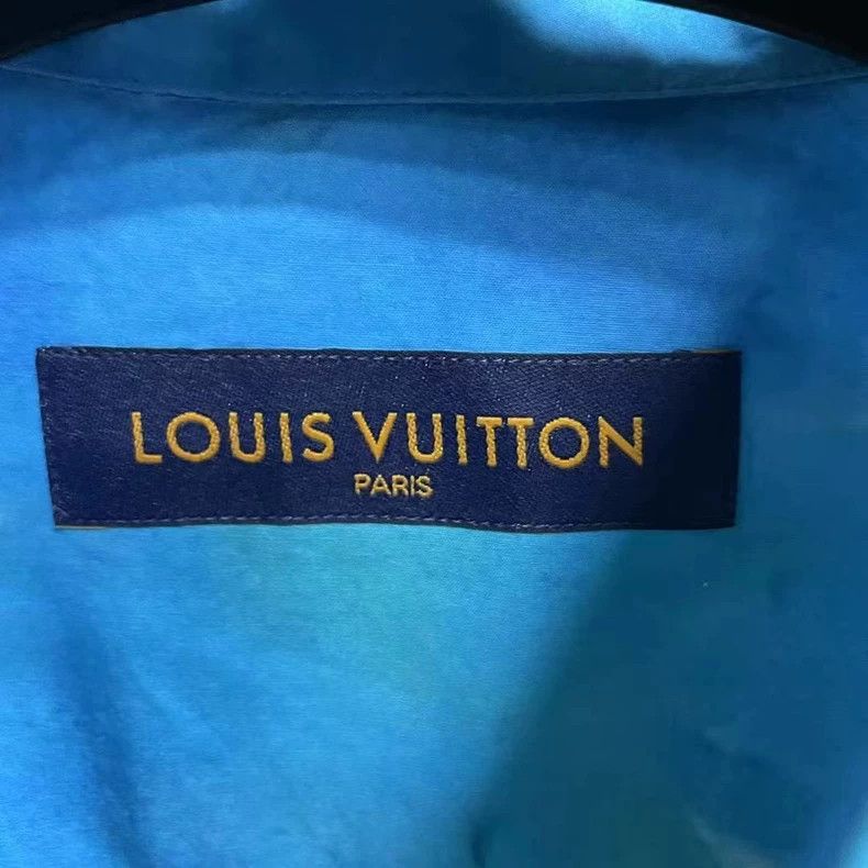 Louis Vuitton LOUIS VUITTON Floral nestling printed casual short-sleeved Size US S / EU 44-46 / 1 - 2 Thumbnail