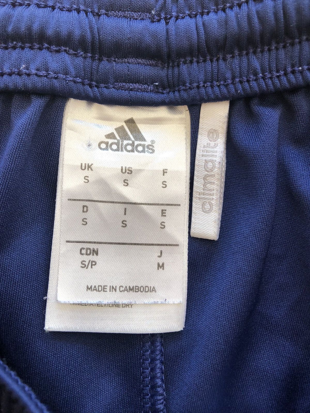 Adidas ADIDAS CLASSIC SPORT QUALITY LIGHT RUNNING SHORTS Size US 30 / EU 46 - 4 Thumbnail