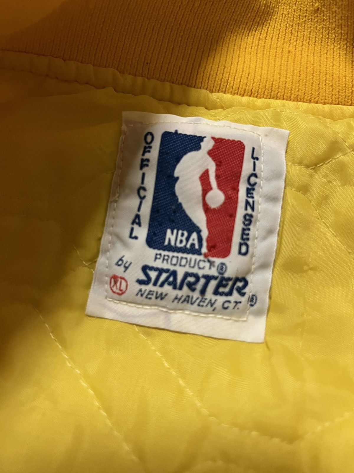 NBA × Starter × Vintage Vintage Lakers Starter Bomber Jacket size XL 25x26.5 Size US XL / EU 56 / 4 - 9 Thumbnail