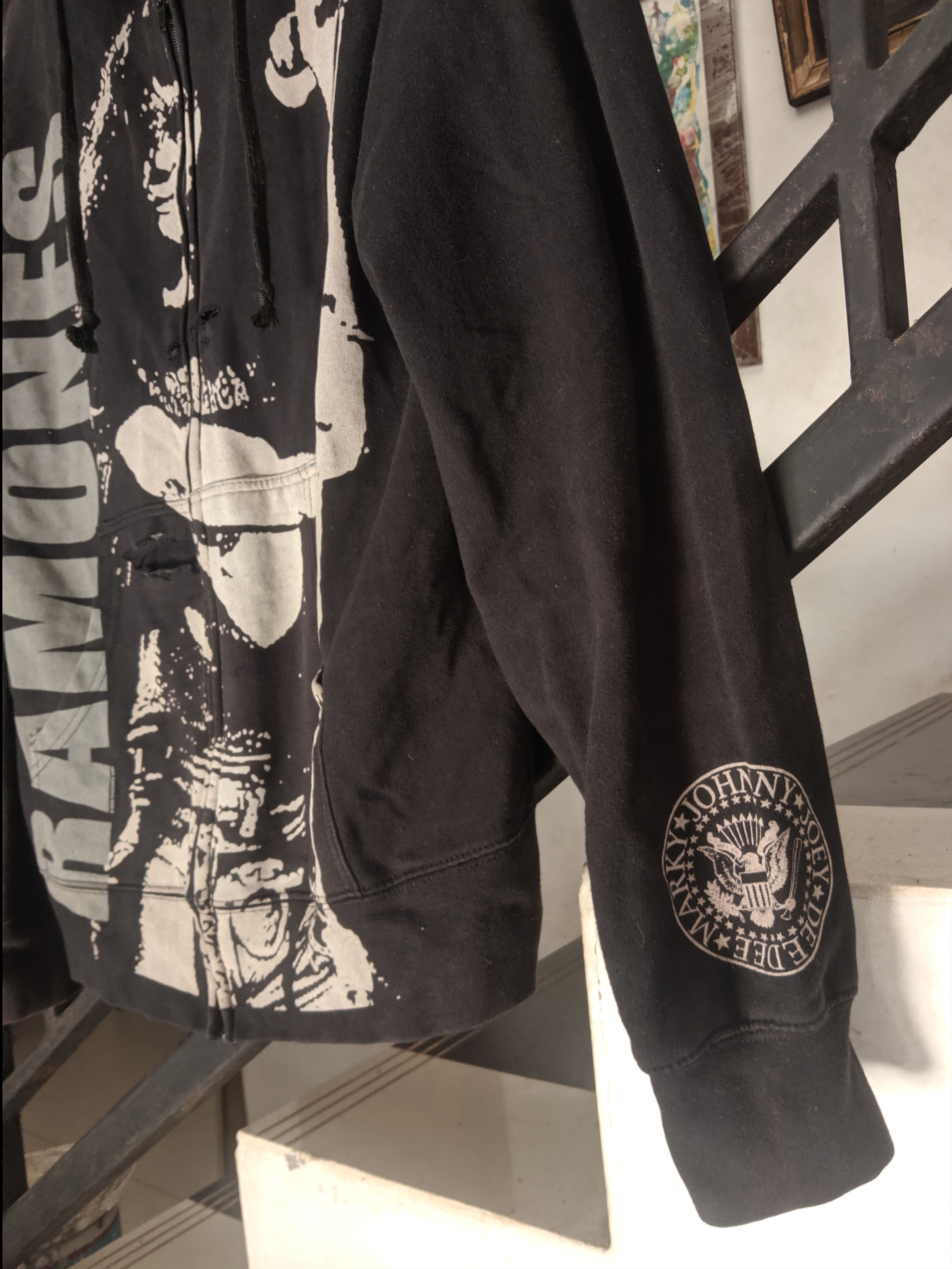 Band Tees Ramones ,Rancid Sex Pistols Gbh Biohazard Green Day Size US L / EU 52-54 / 3 - 7 Thumbnail