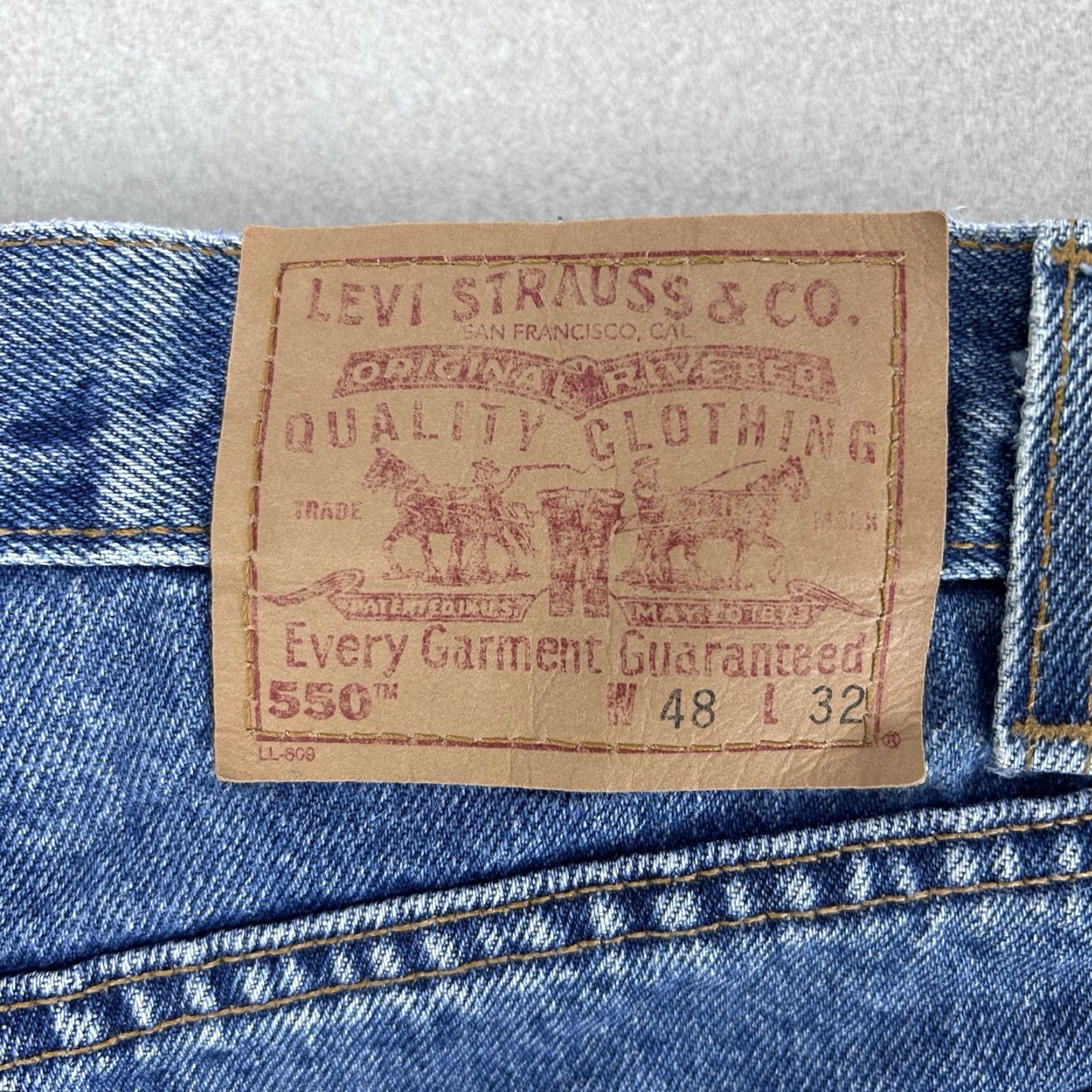 Levi's Levi's 550 Jeans Relaxed Regular USA 48x32 Cotton Blue Zipper Men INSEAM 32 Made in USA Size US 32 / EU 48 - 5 Thumbnail