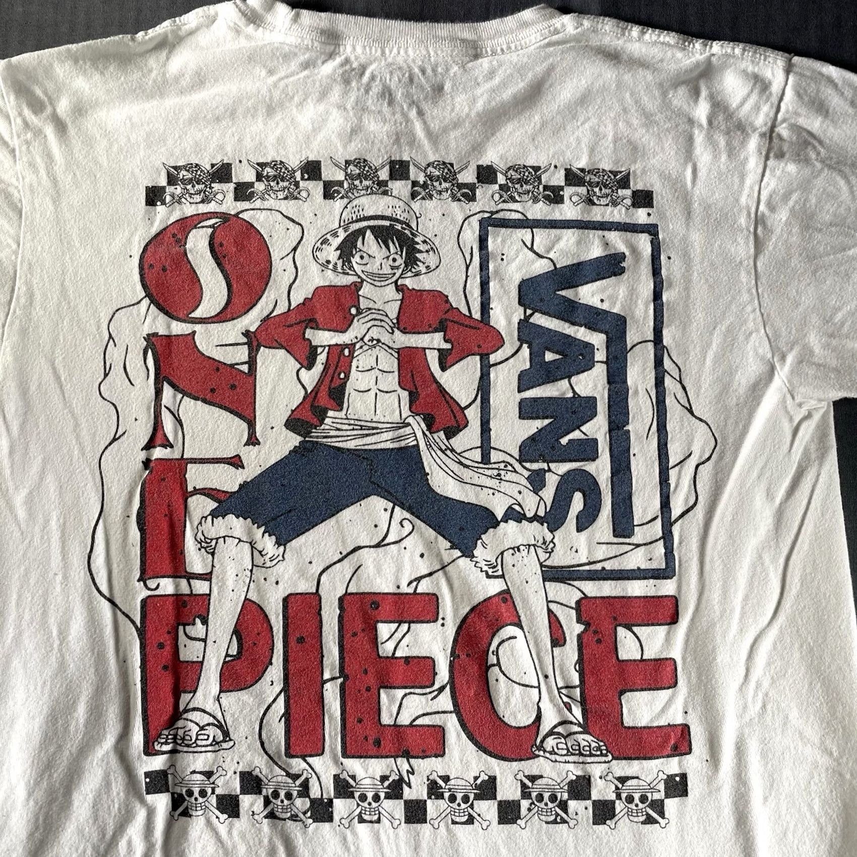 Vans Vans x One Piece Shirt Mens Small Graphic Tee Monkey D. Luffy White Canvas Cotton Regular Short Sleeve T-Shirt Manga Beach Skater Summer Theme Size US S / EU 44-46 / 1 - 2 Thumbnail