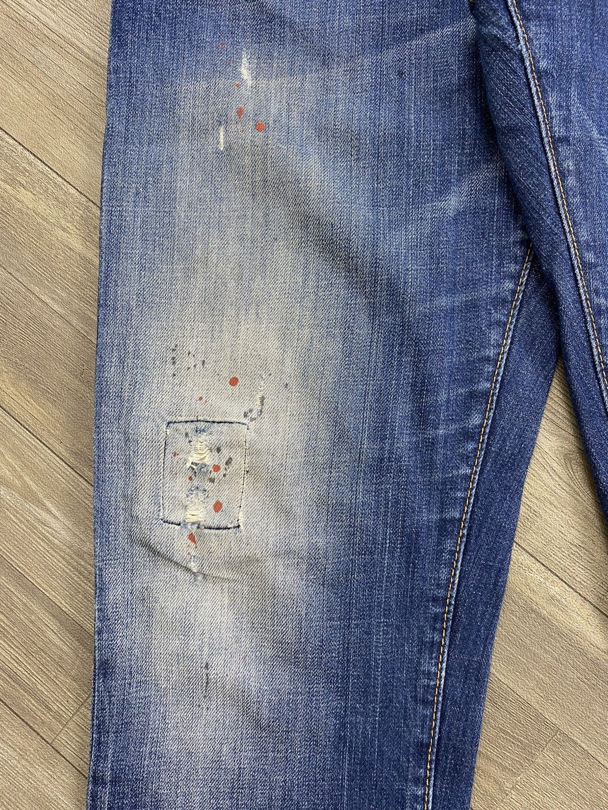 Dsquared2 2000s Dsquared2 Busted Distressed Patch Y2K Hype Faded Jeans Size US 31 - 7 Thumbnail