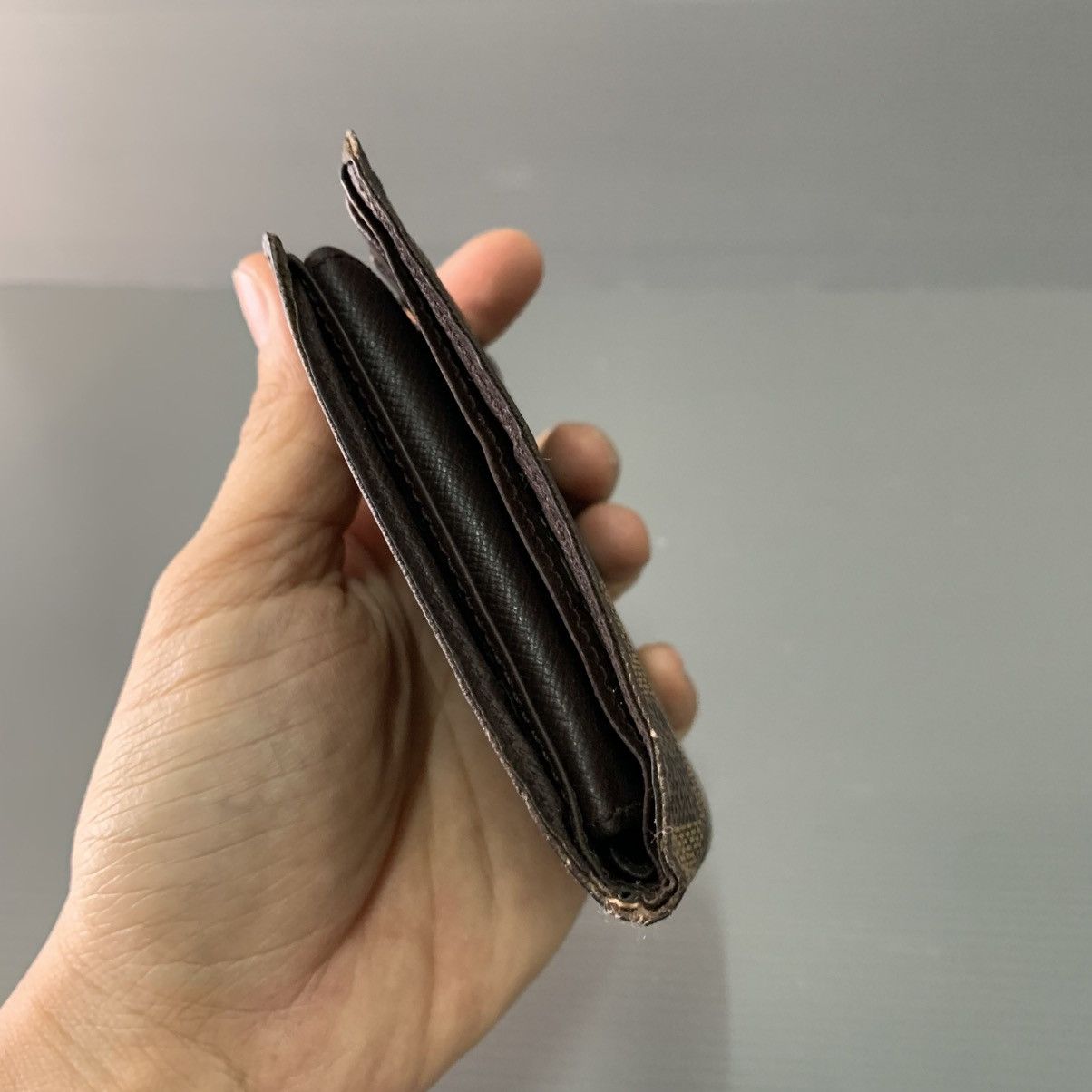 Louis Vuitton Louis Vuitton Damier Ebene Wallet Size ONE SIZE - 8 Thumbnail