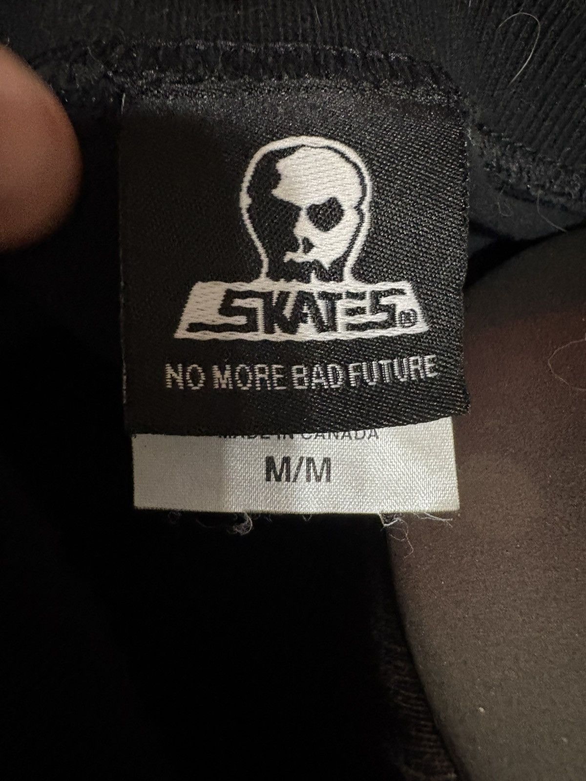 Vintage Vintage Skull Skates Tshirt 90’s Henley Skateboard Tee Size US M / EU 48-50 / 2 - 6 Thumbnail