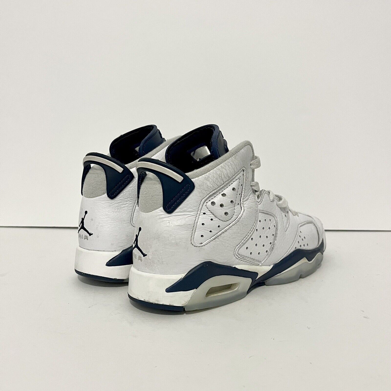 Nike 2022 Nike Air Jordan 6 VI Retro GS Midnight Navy 384665-141 Size US 7.5 / IT 37.5 - 5 Thumbnail