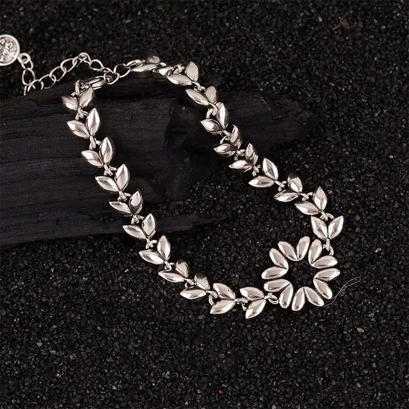 Other Daisy Flower Geometric Handmade Bracelet Size ONE SIZE - 4 Thumbnail