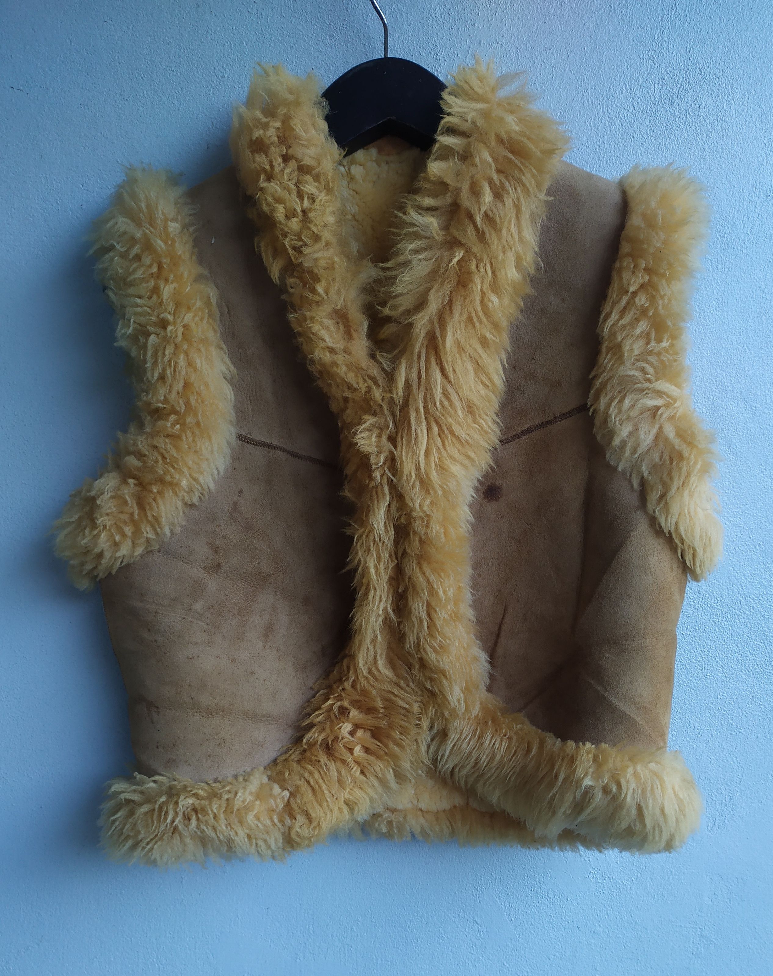 If Six Was Nine × Japanese Brand × Le Grande Bleu (L.G.B.) Kauri Kraft Leather Fur Vest ifsixwasnine lgb style Size US S / EU 44-46 / 1 - 1 Thumbnail