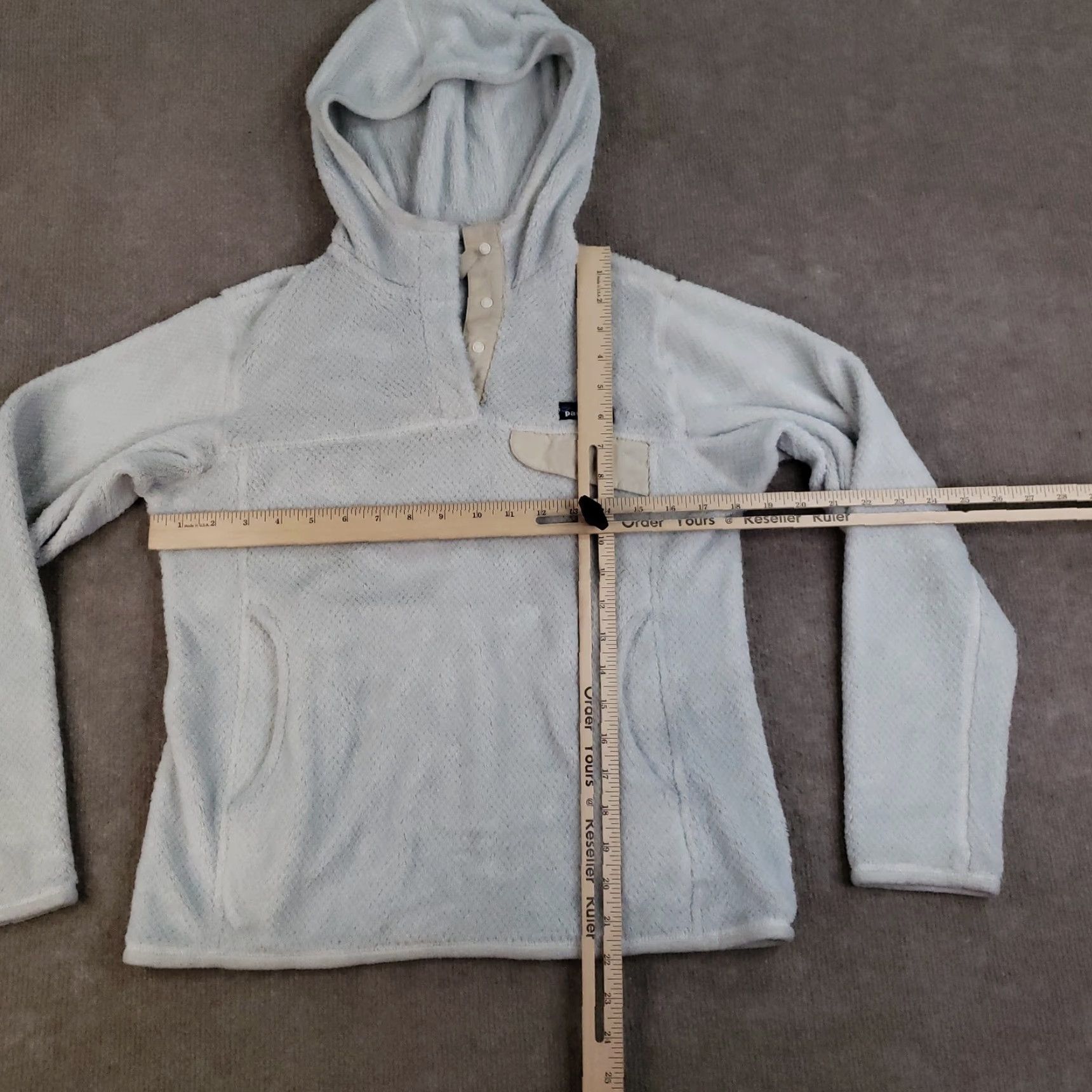 Patagonia Patagonia Hoodie Womens Small White Fleece Synchilla Snap-T Pullover Outdoor Pocket Logo 25435FA11 Size S / US 4 / IT 40 - 2 Thumbnail