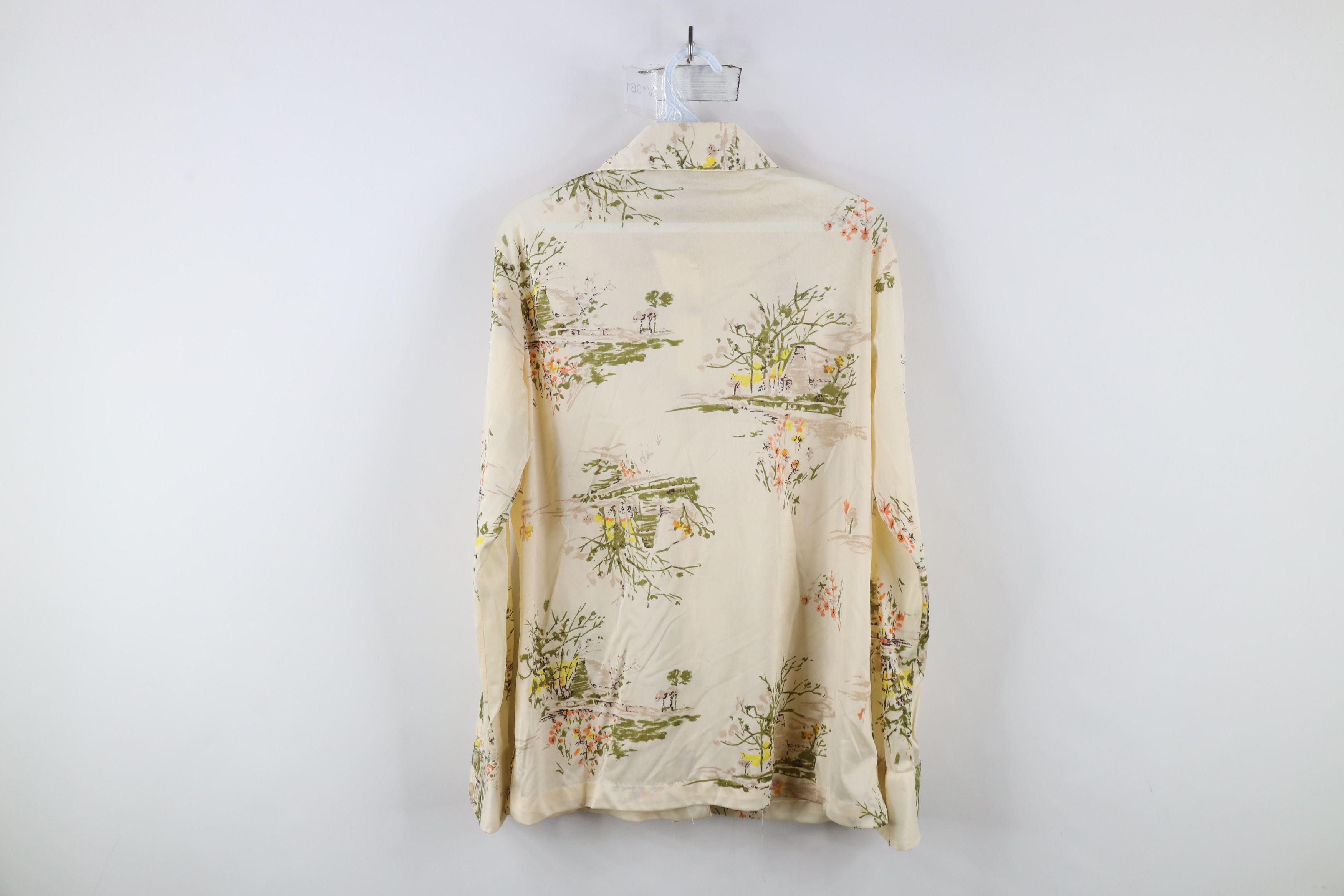 Vintage Vintage 70s Streetwear Flower Knit Collared Button Shirt USA Size L / US 10 / IT 46 - 9 Thumbnail