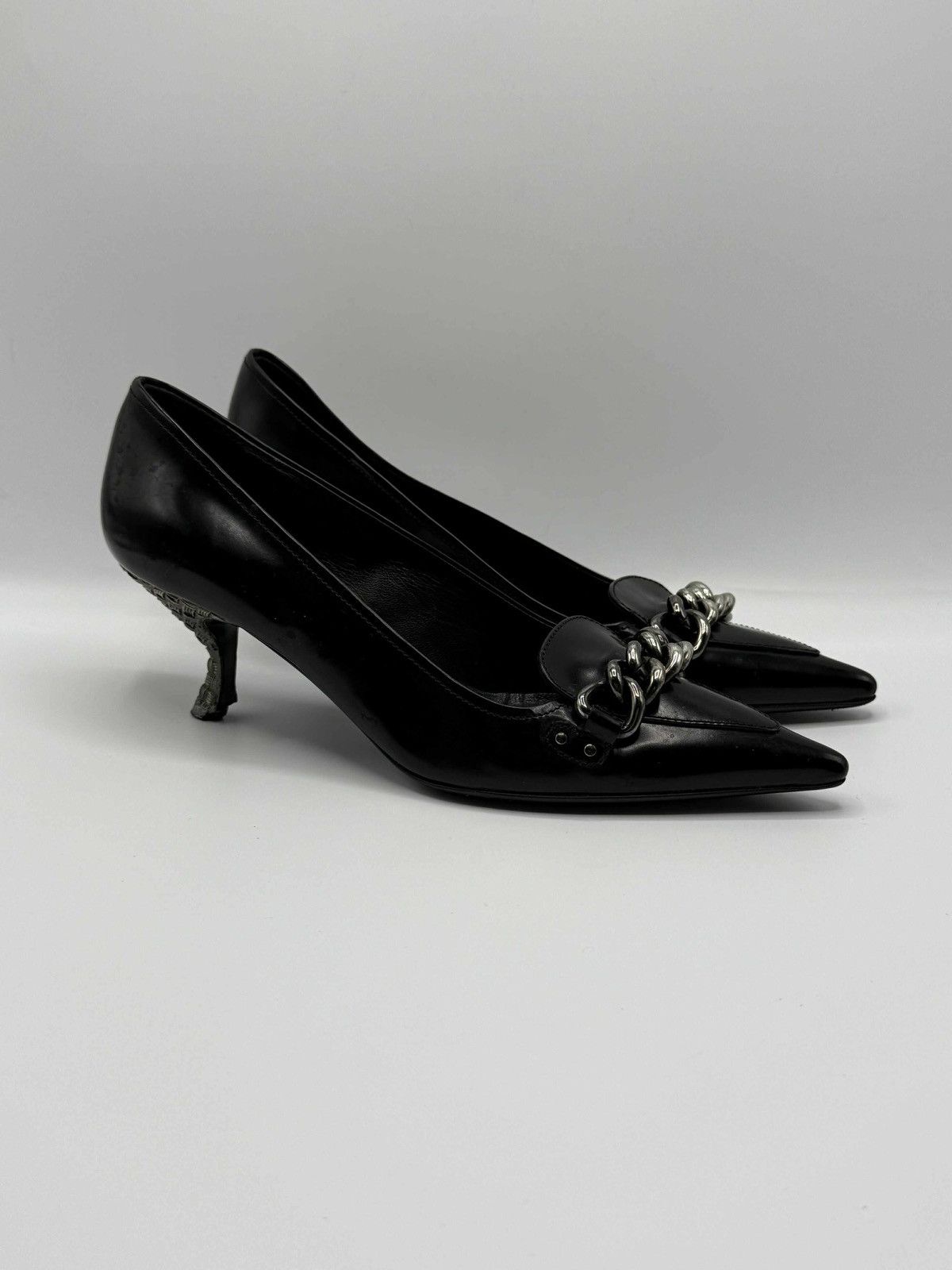 Prada Prada Patent Leather Bow Accents Pumps Size US 7 / IT 37 - 1 Thumbnail