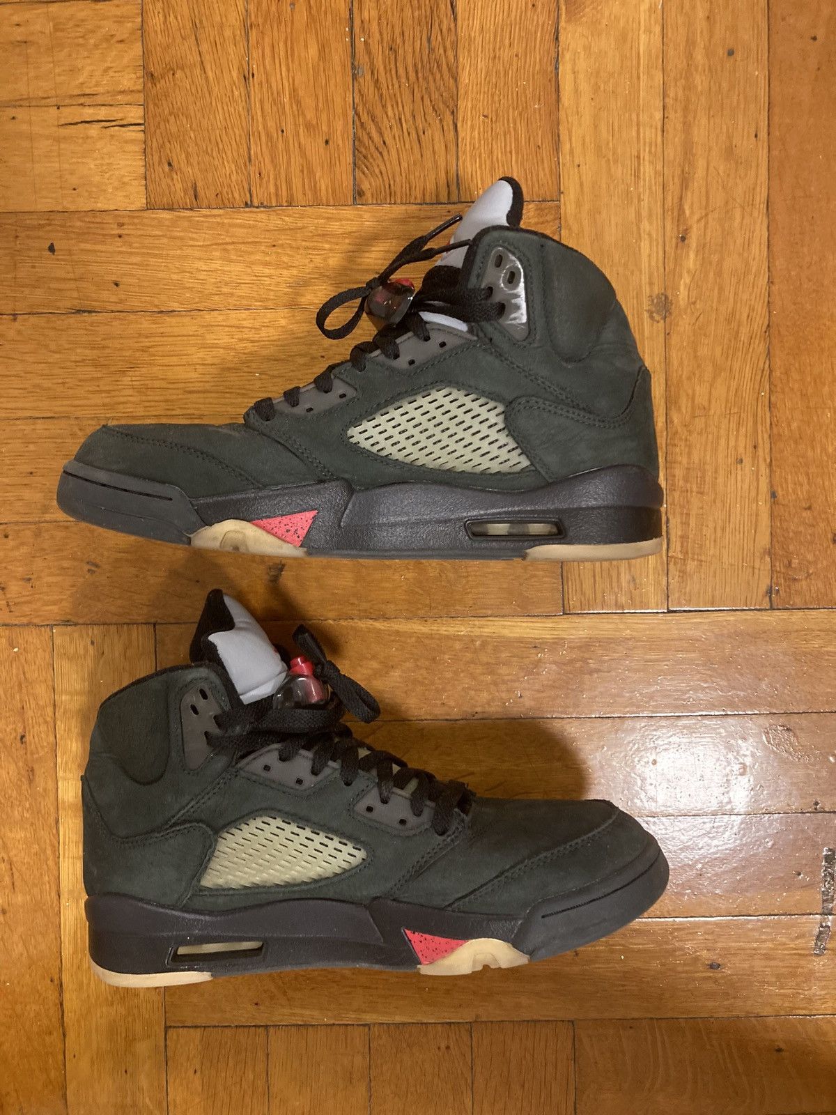 Jordan Brand Air Jordan 5 Retro GORE-TEX “Off-Noir” Size 9 Size US 9 / EU 42 - 2 Thumbnail