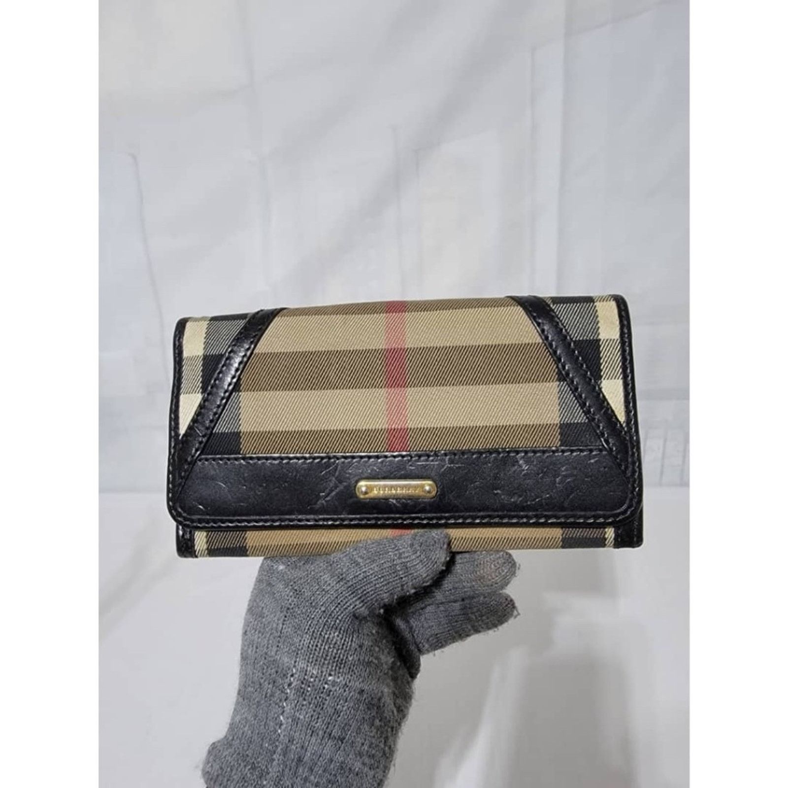Burberry Burberry House Check Fabric and Leather Leighton Continenta Size ONE SIZE - 6 Thumbnail