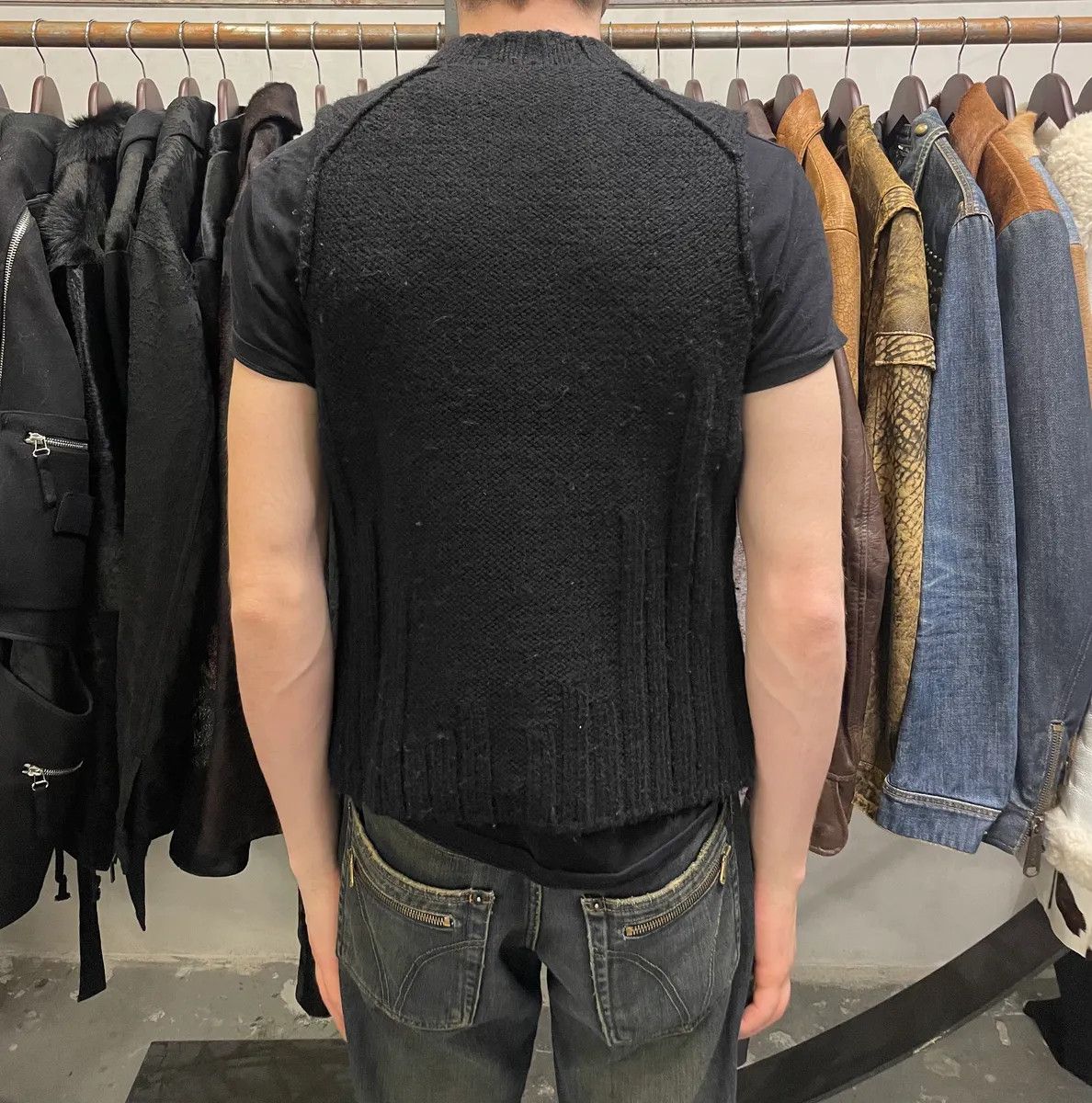 Dsquared2 × Vintage Dsquared2 Black Wool Sleeveless Sweater Size US S / EU 44-46 / 1 - 3 Thumbnail