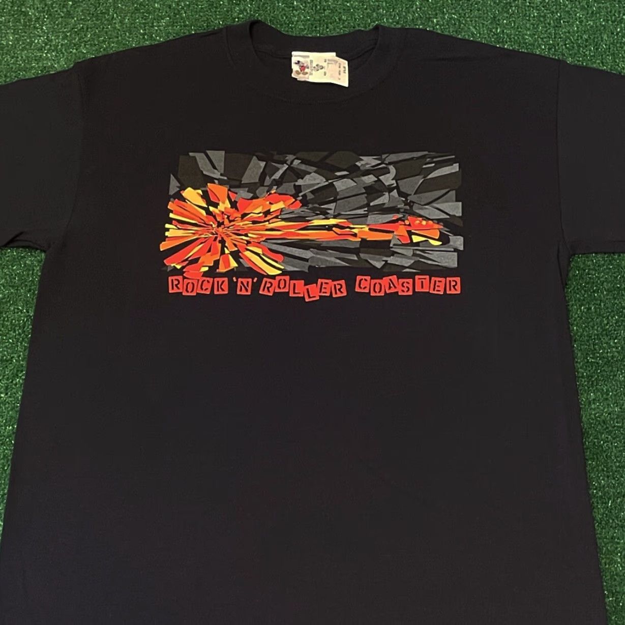 Disney VINTAGE Disney Rock n Roller Coaster Theme Park Ride Shirt Men M Black 90s Mickey Mouse NYT Old Stock Size US M / EU 48-50 / 2 - 3 Thumbnail
